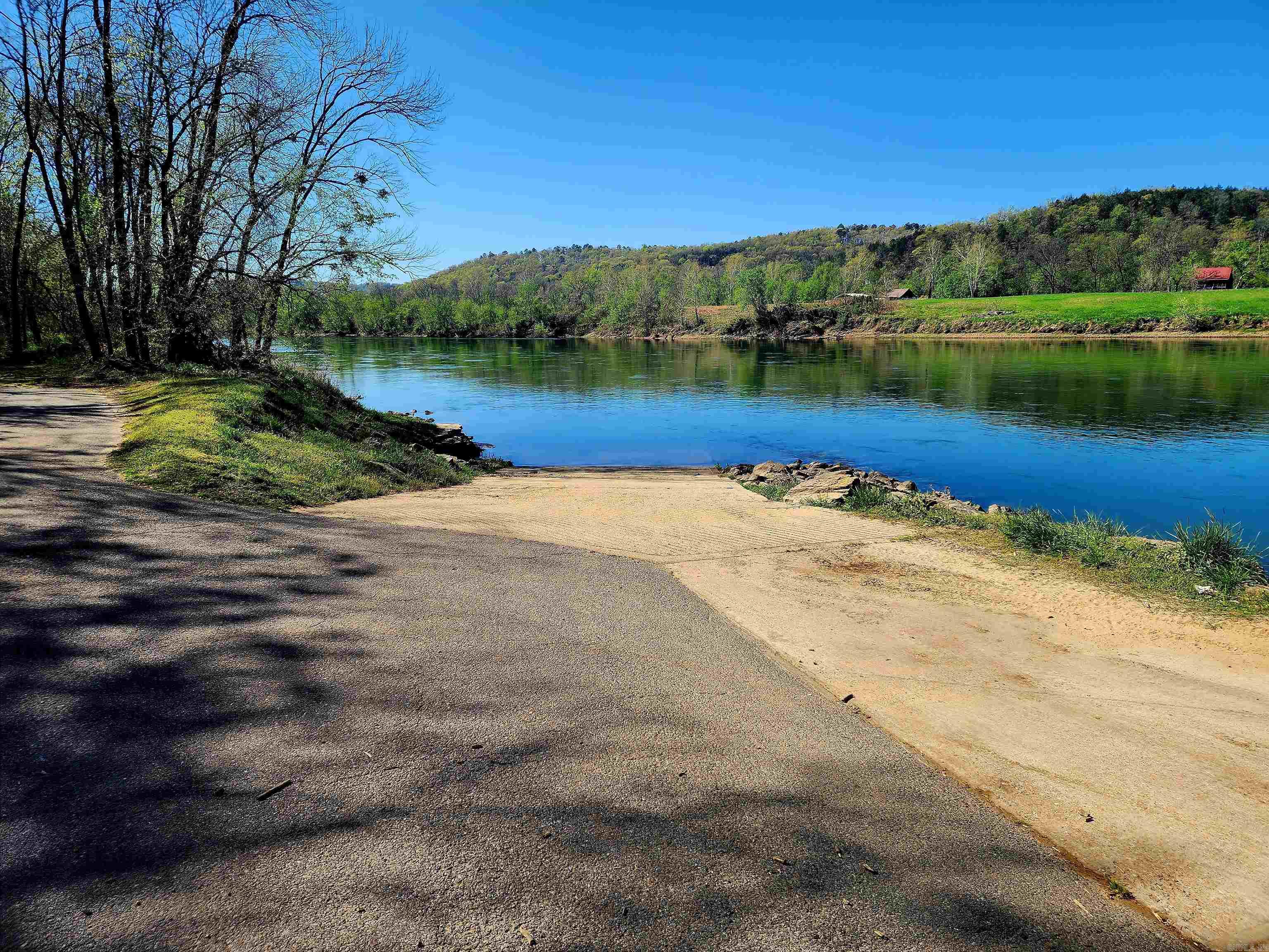 333 Manor  Melbourne, AR