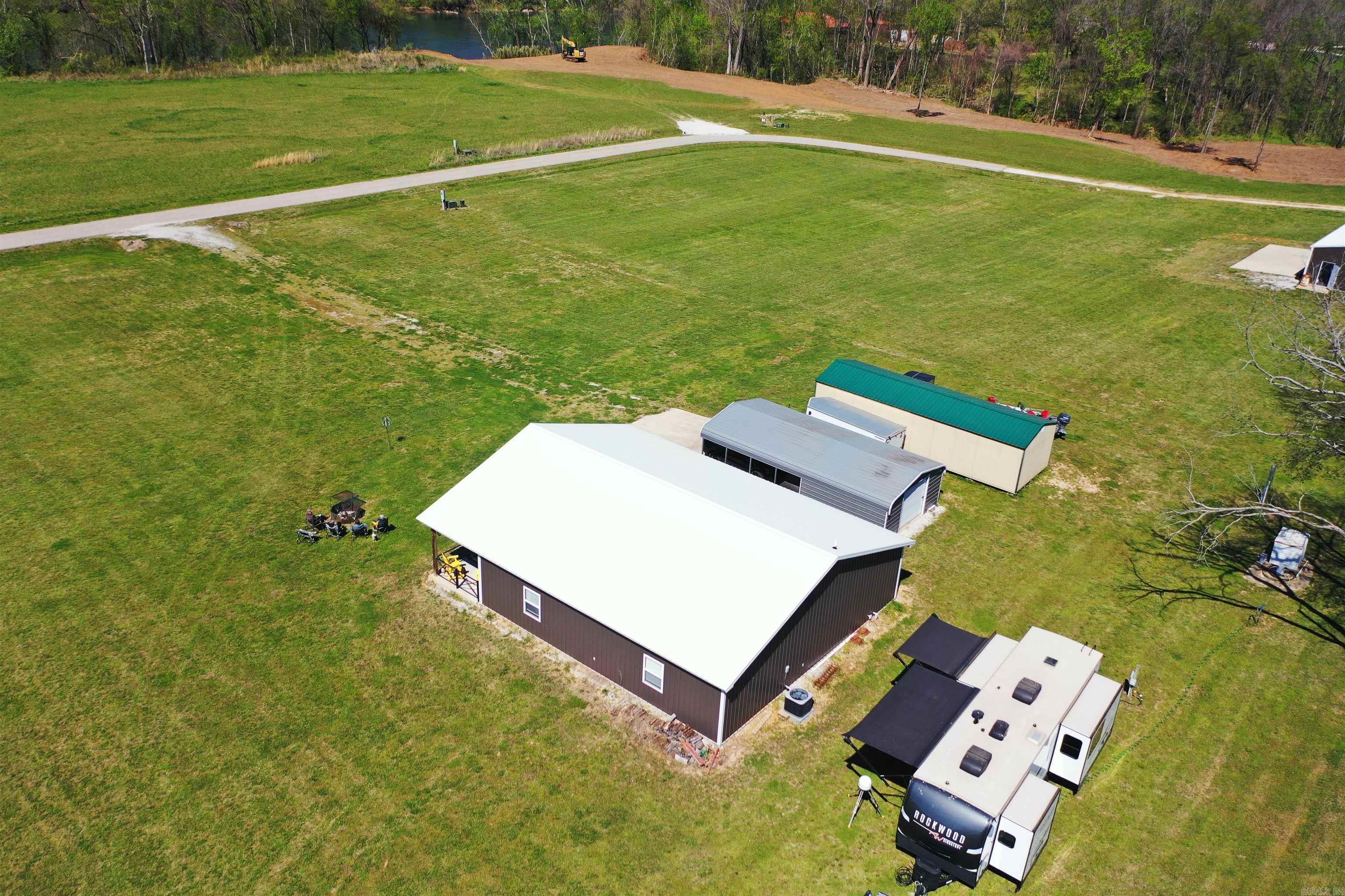 333 Manor  Melbourne, AR