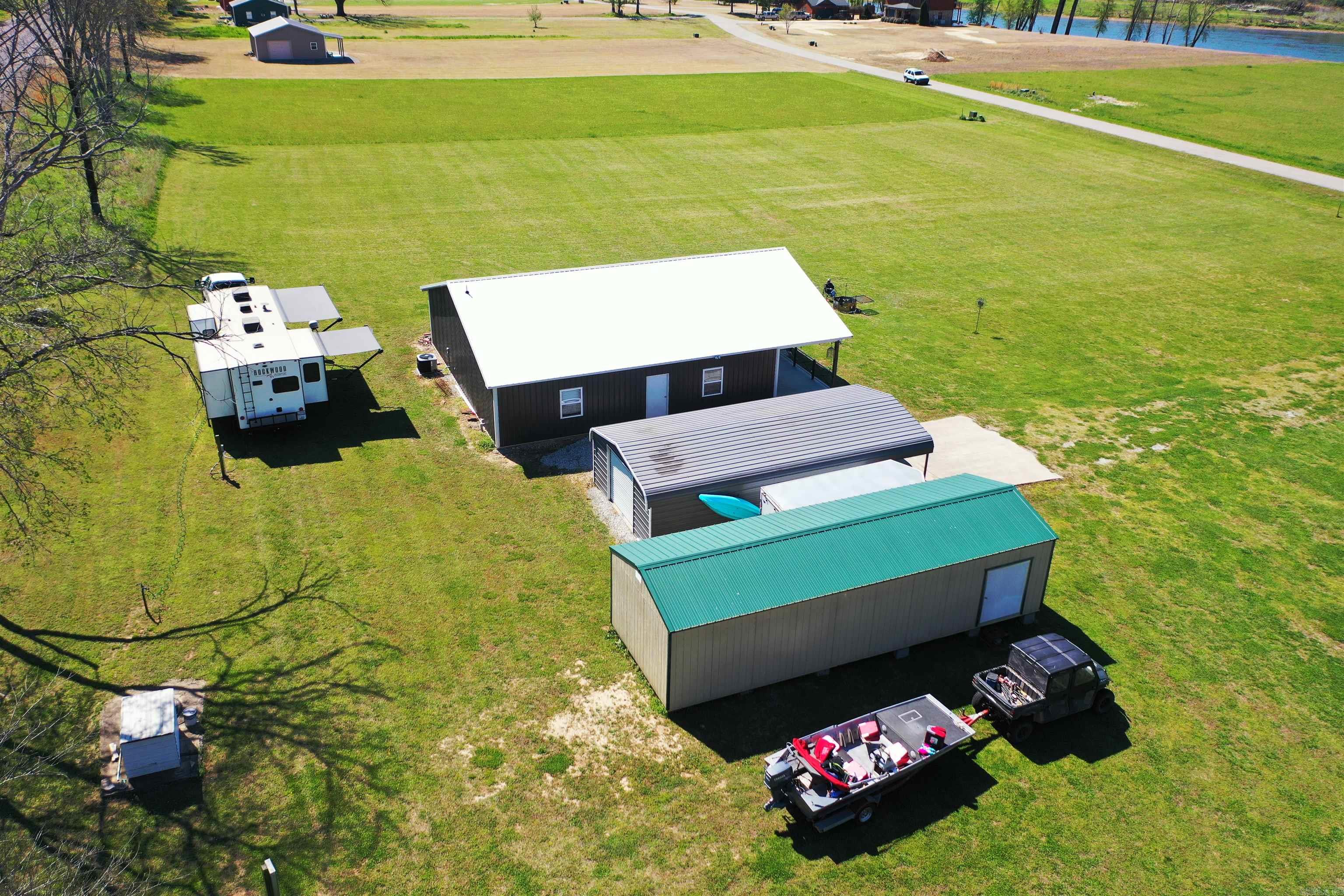 333 Manor  Melbourne, AR