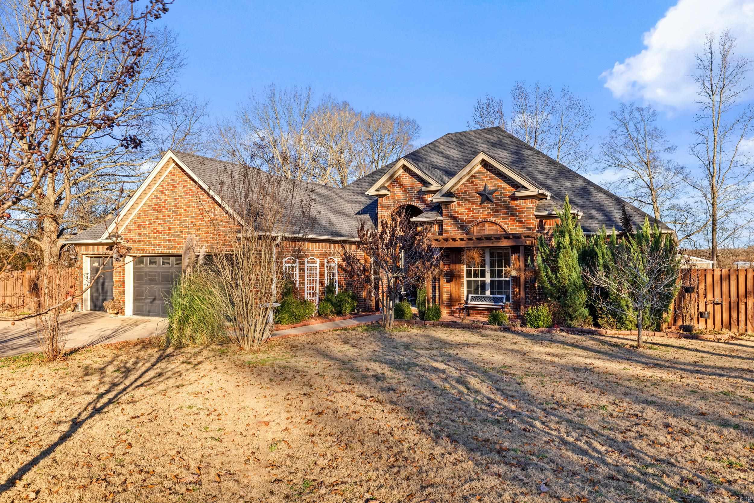 1373 Dogwood  Austin, AR