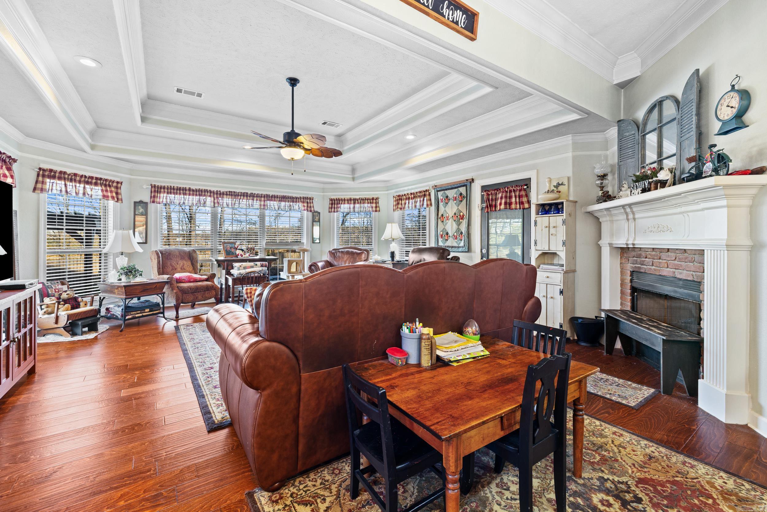 1373 Dogwood  Austin, AR