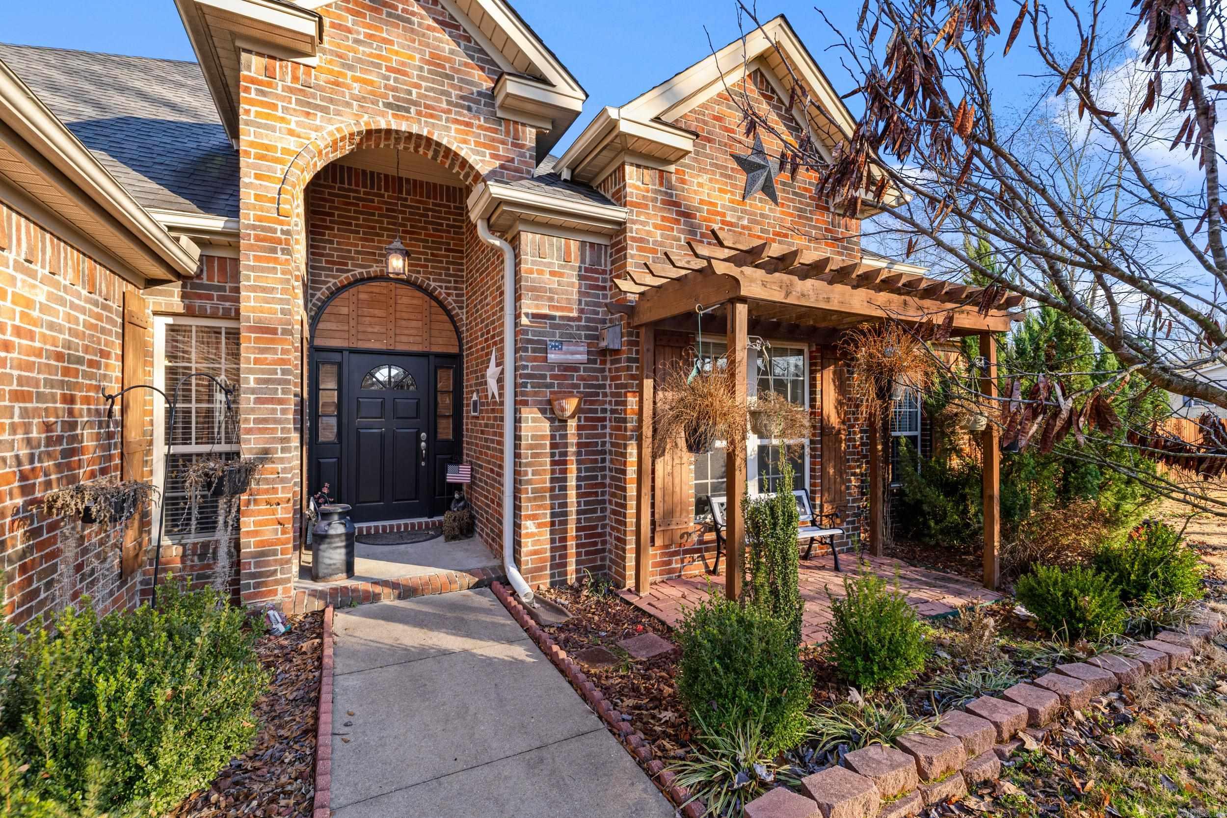 1373 Dogwood  Austin, AR