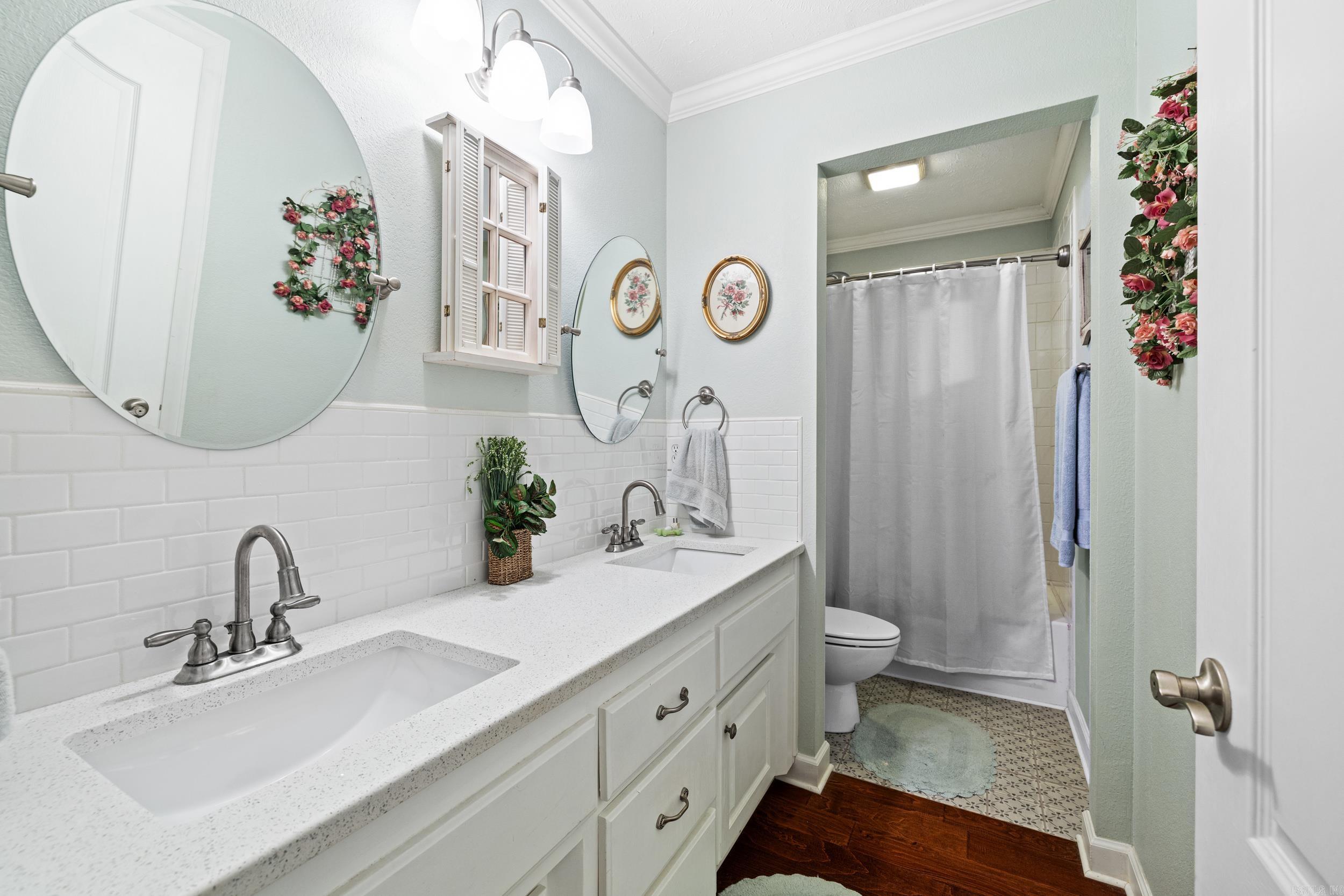 1373 Dogwood  Austin, AR