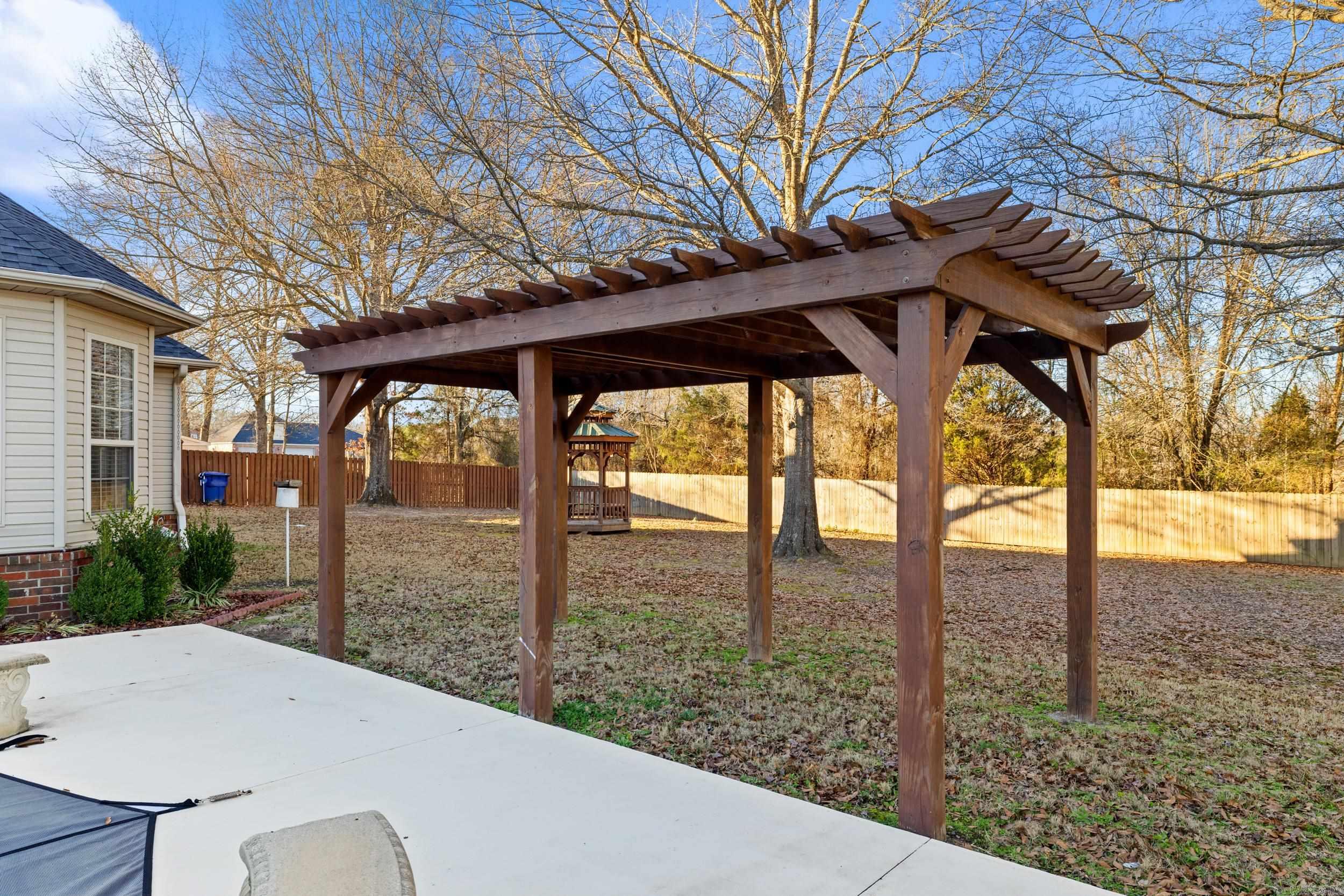 1373 Dogwood  Austin, AR