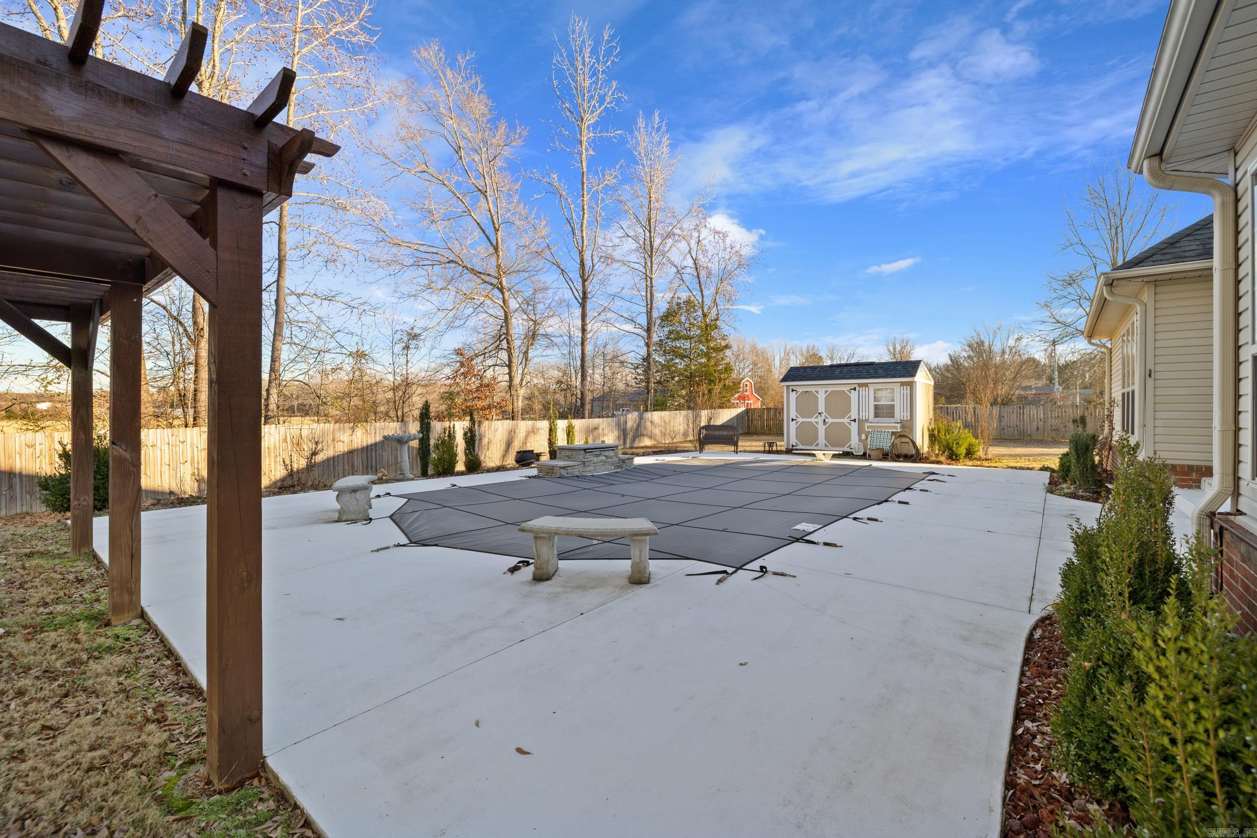 1373 Dogwood  Austin, AR