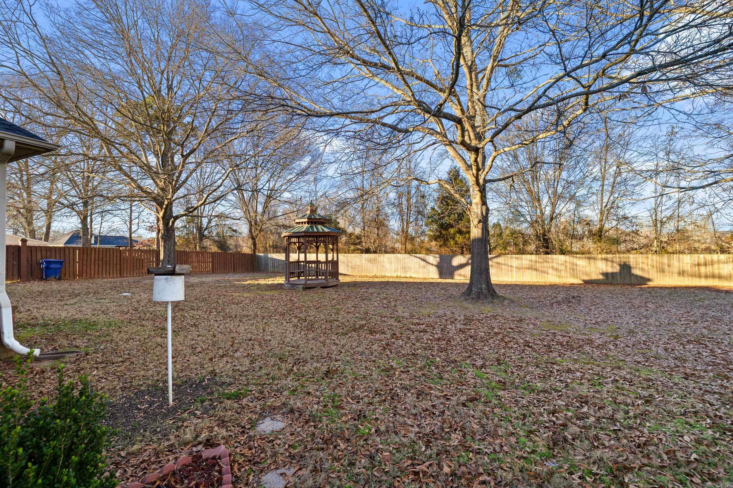 1373 Dogwood  Austin, AR