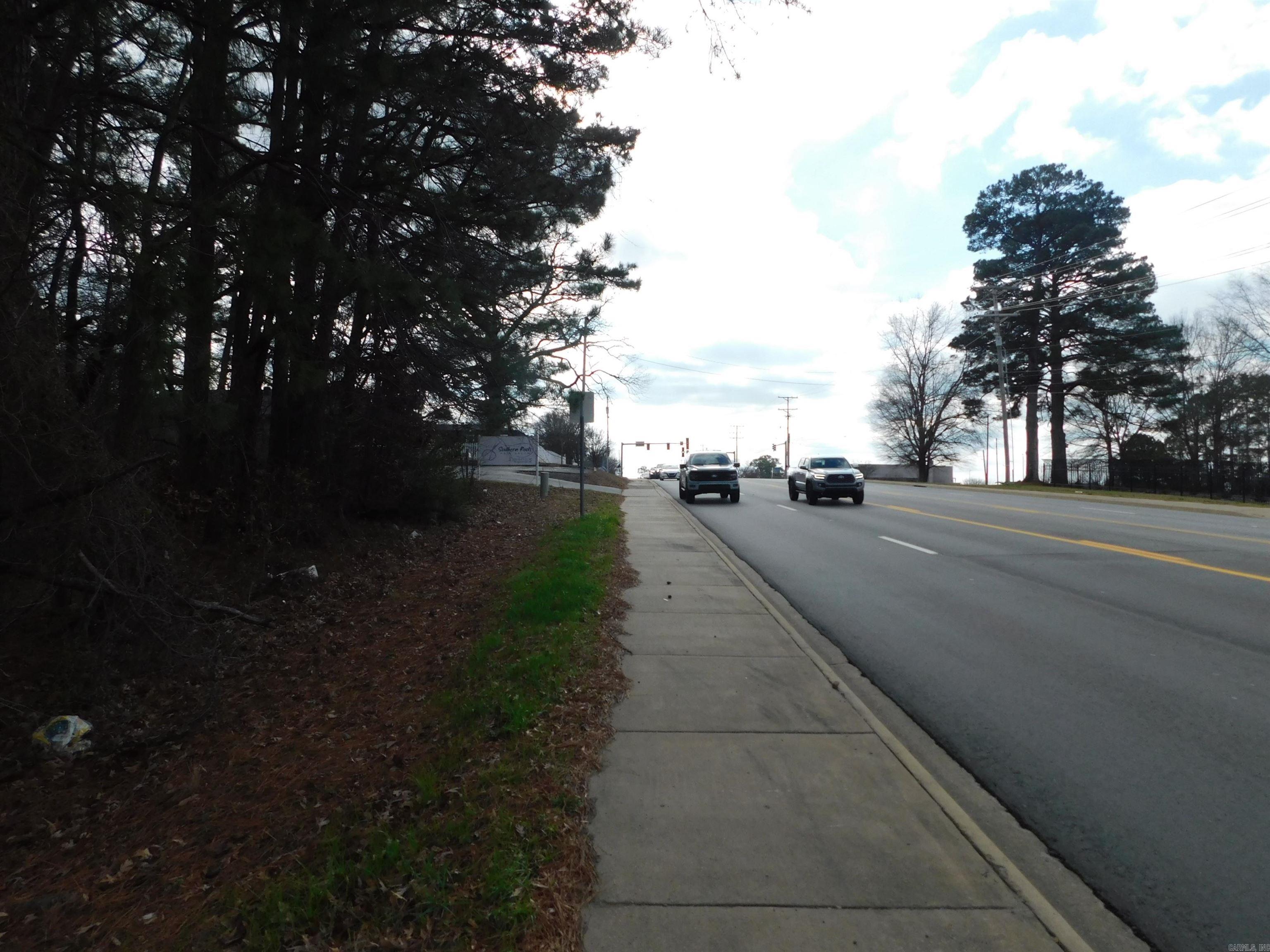 1004 N Reynolds  Bryant, AR