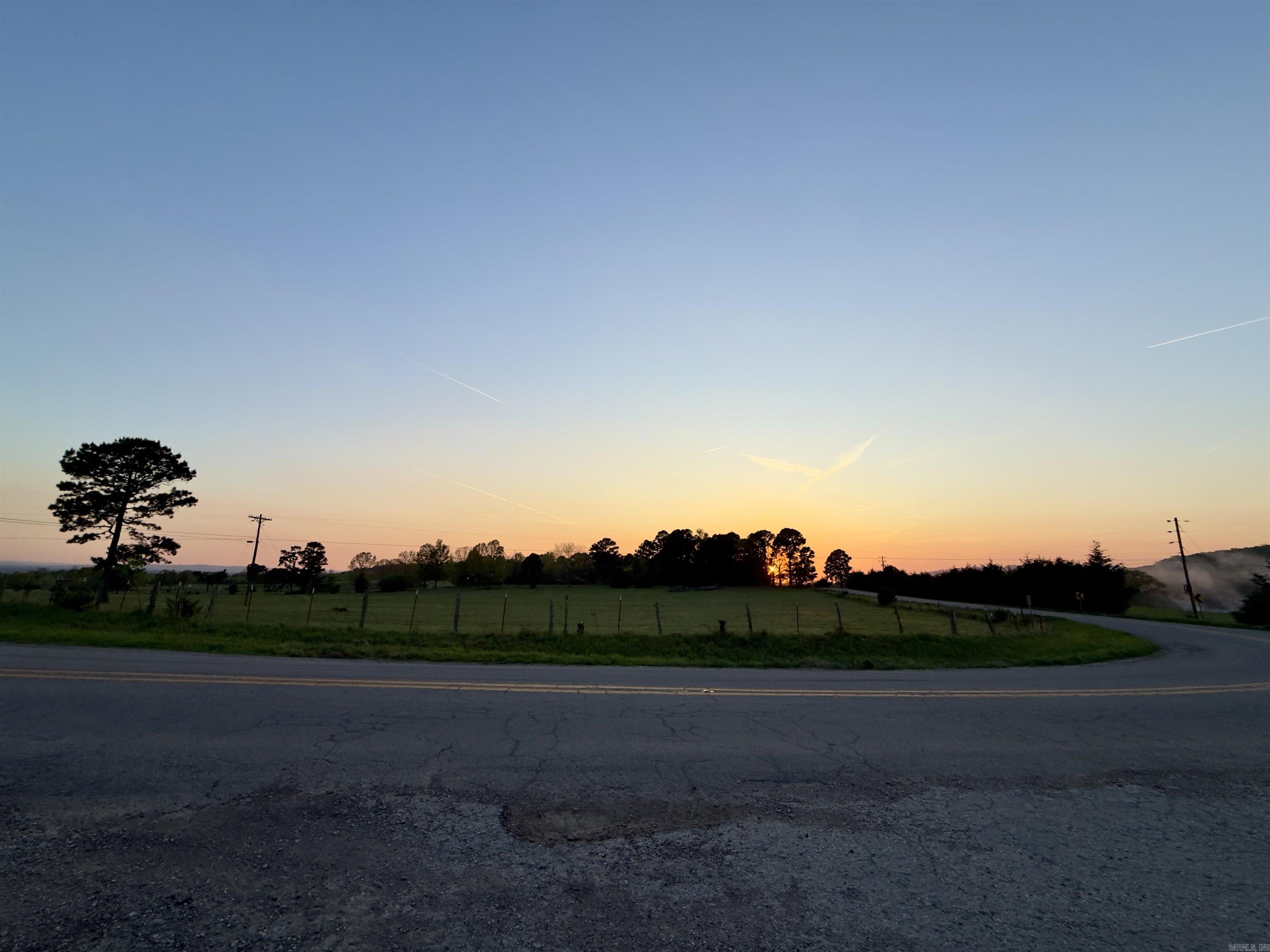 4442 Highway 186 Altus, AR 72821