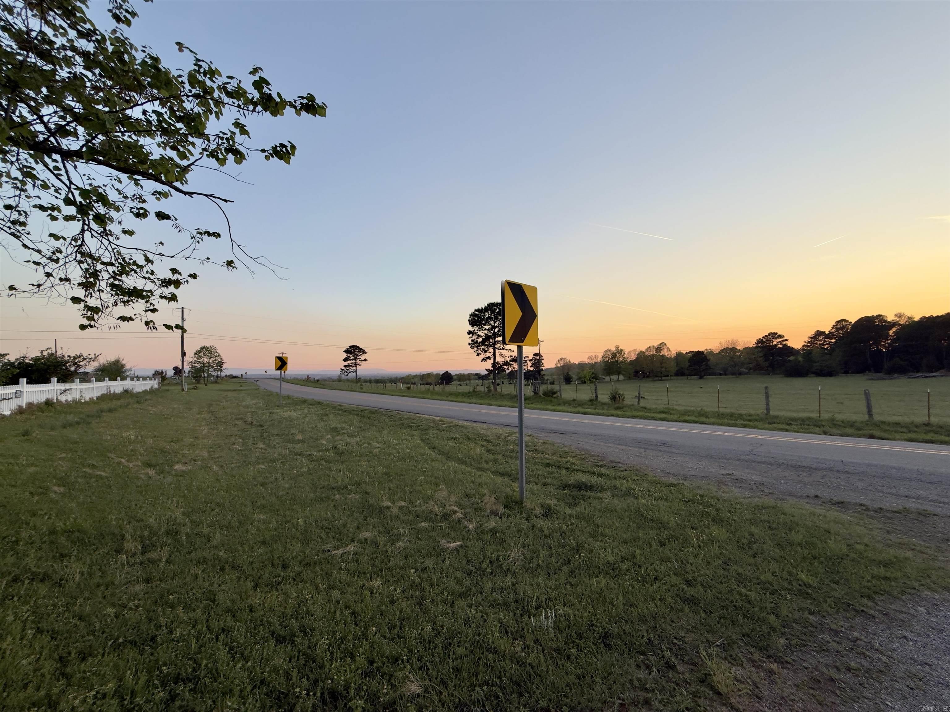 4442 Highway 186 Altus, AR 72821