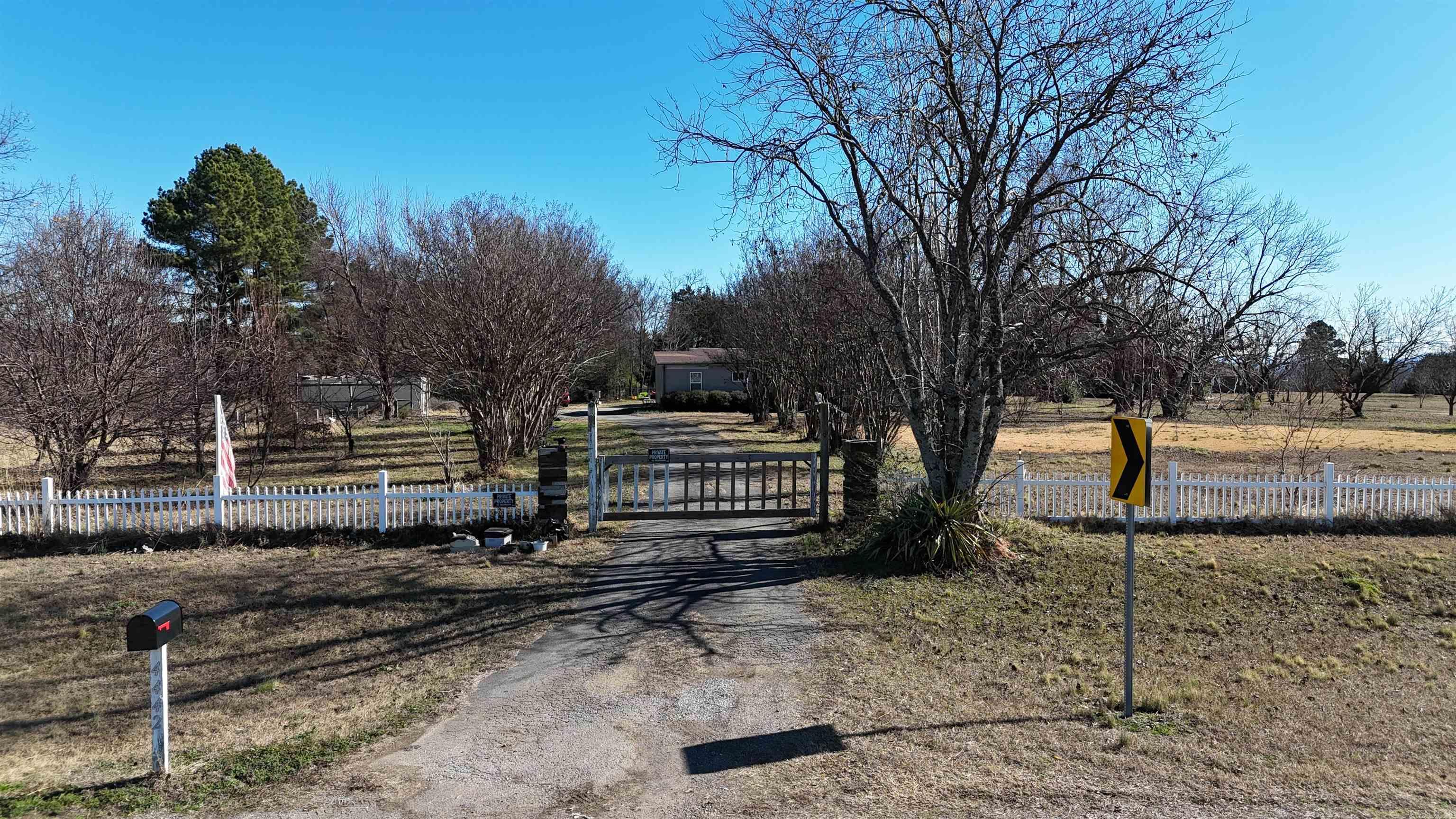 4442 Highway 186  Altus, AR