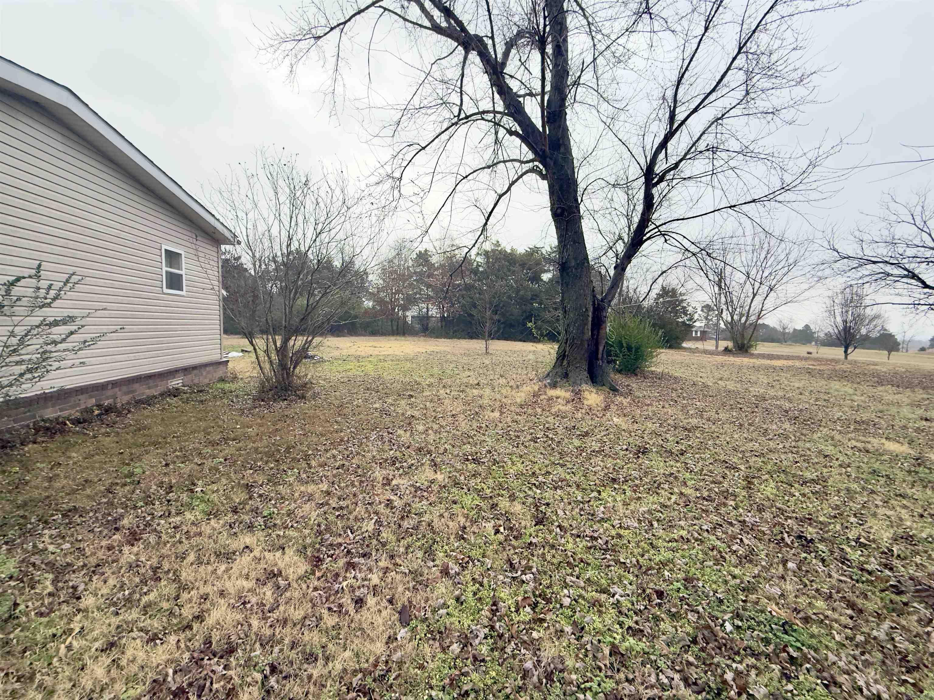 4442 Highway 186 Altus, AR 72821