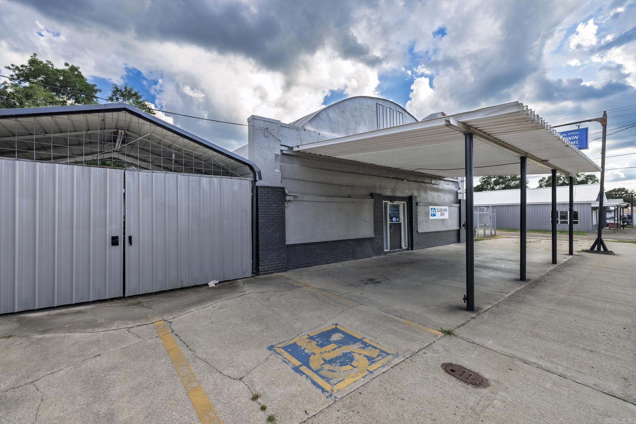 900 W 3rd 921 W 3rd St Hope, AR