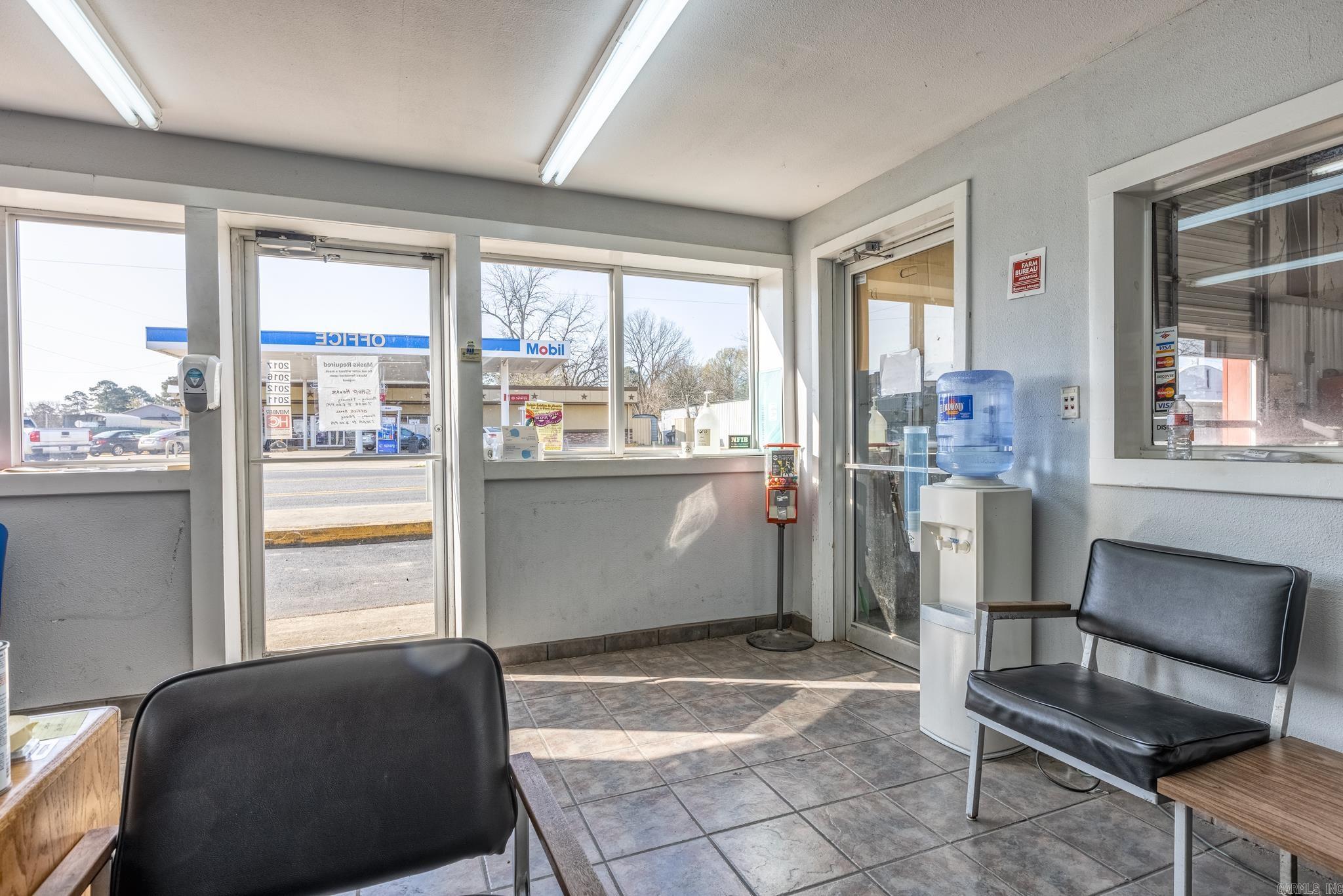 900 W 3rd 921 W 3rd St Hope, AR