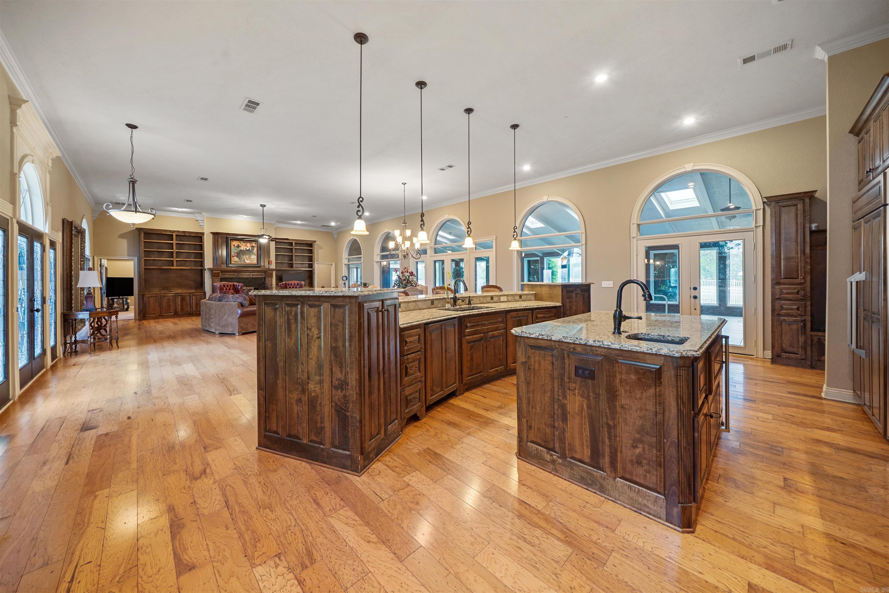 1795 W Hwy 64  El Paso, AR