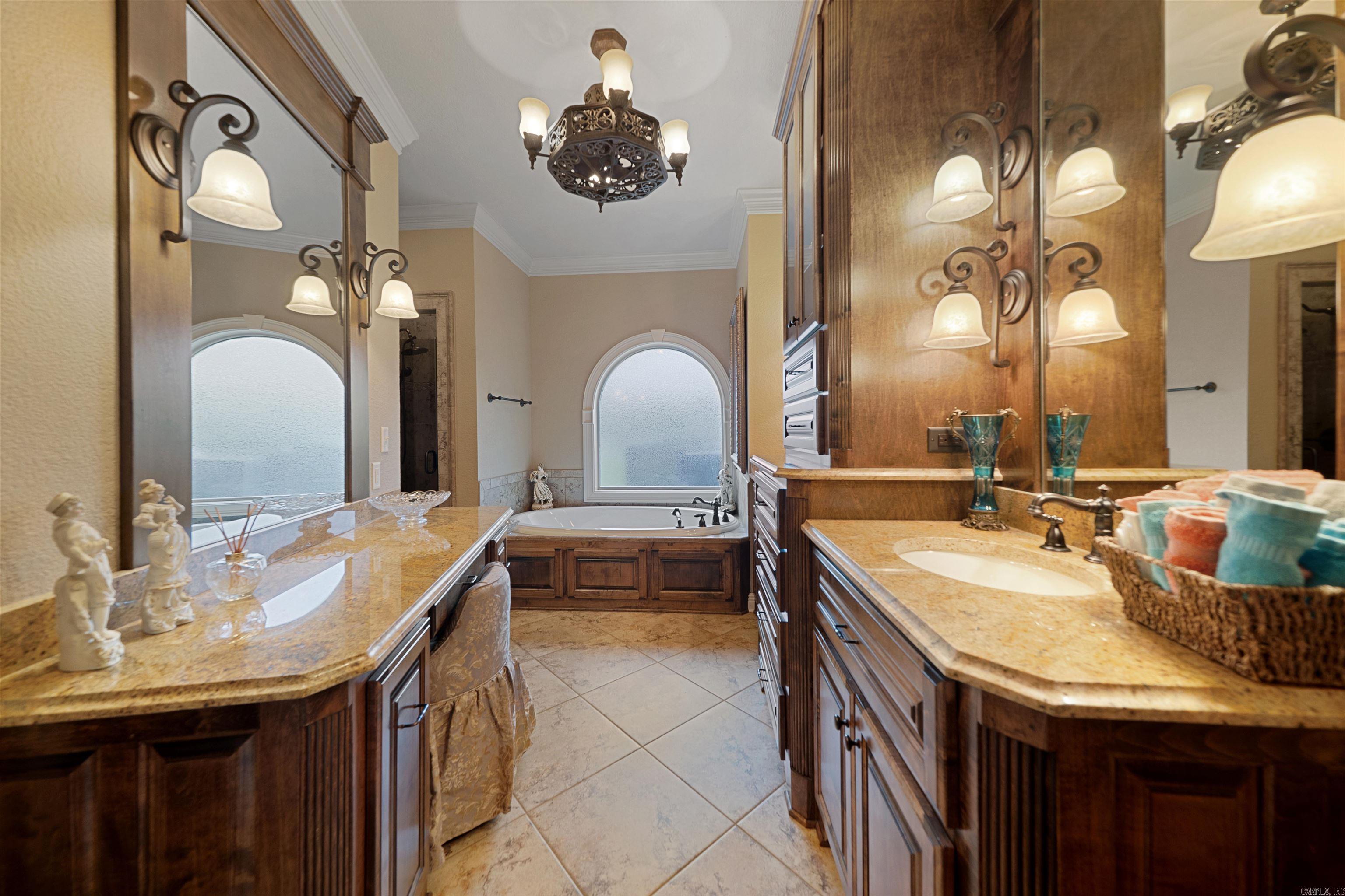 1795 W Hwy 64  El Paso, AR