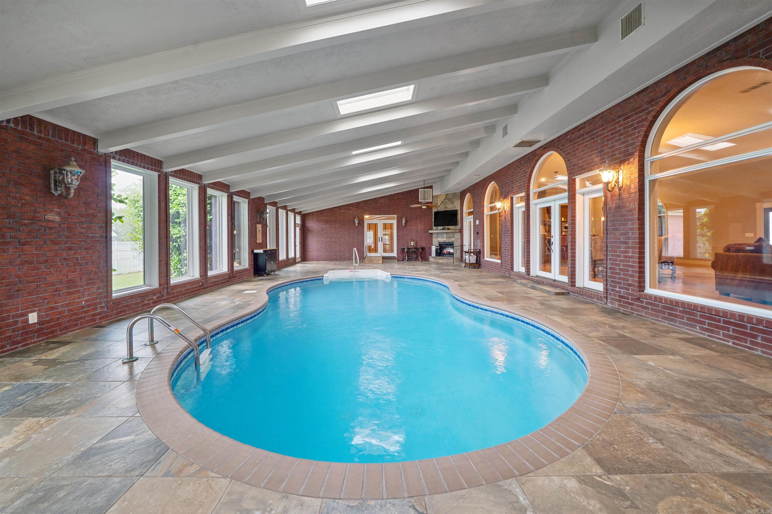 1795 W Hwy 64  El Paso, AR