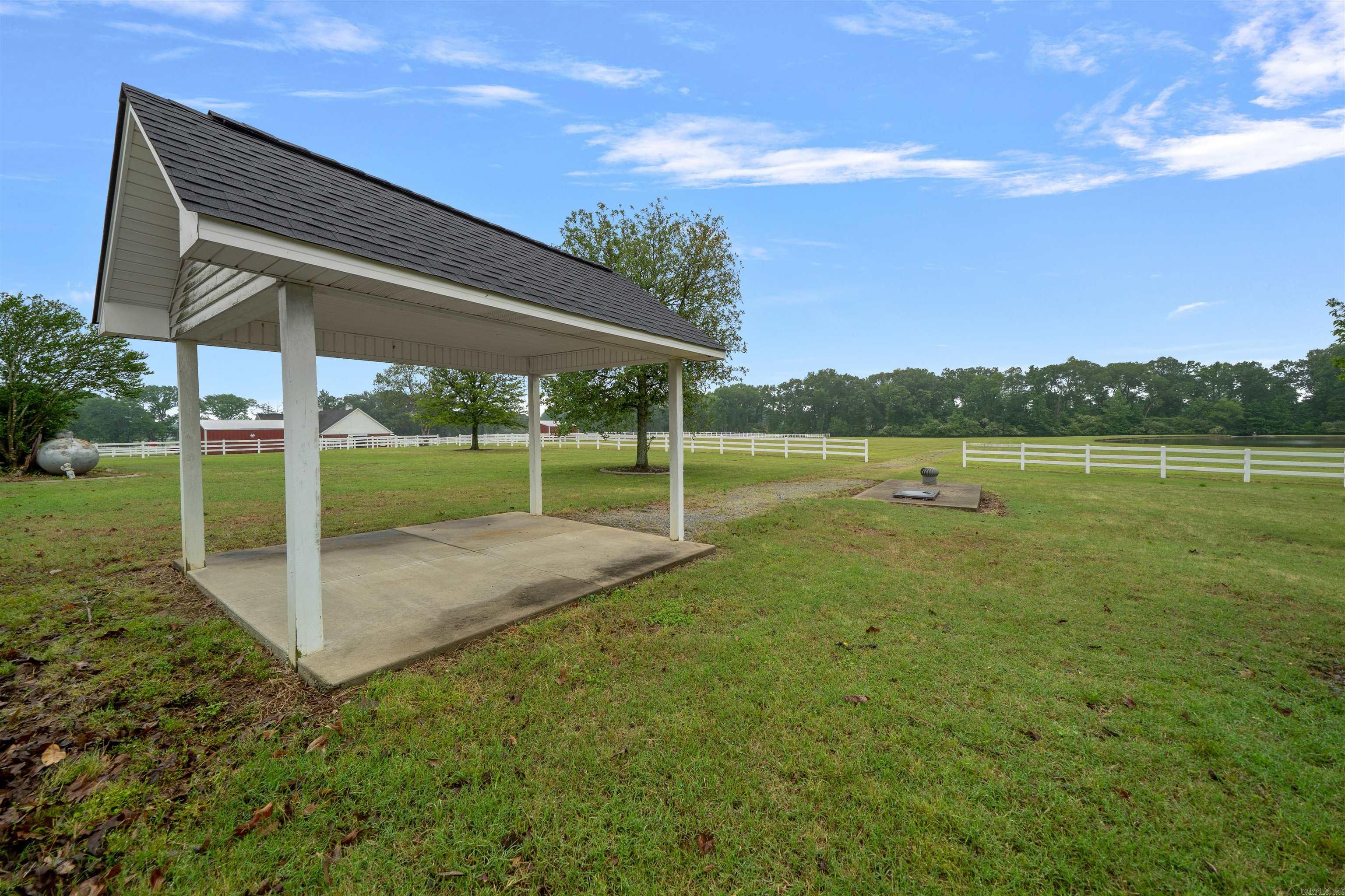 1795 W Hwy 64  El Paso, AR