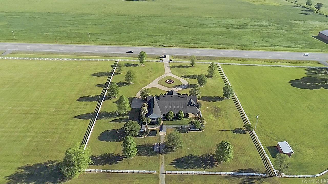 1795 W Hwy 64  El Paso, AR