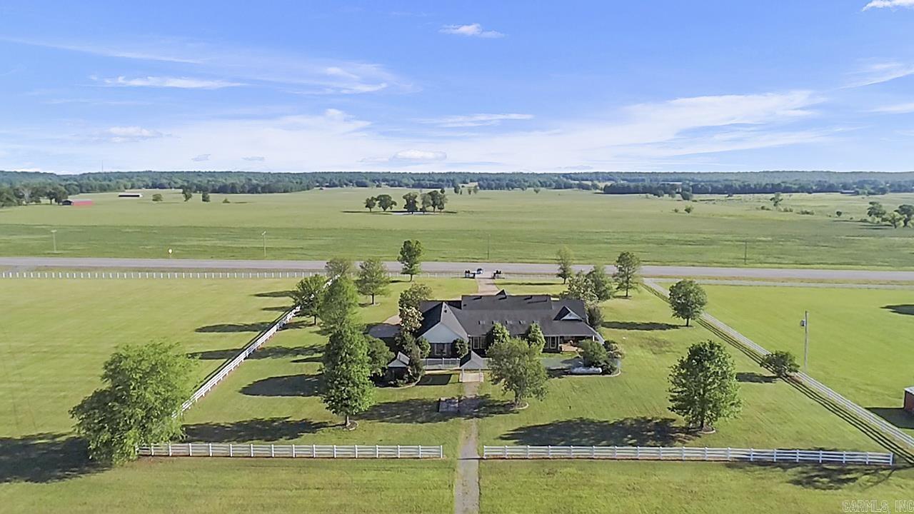 1795 W Hwy 64  El Paso, AR