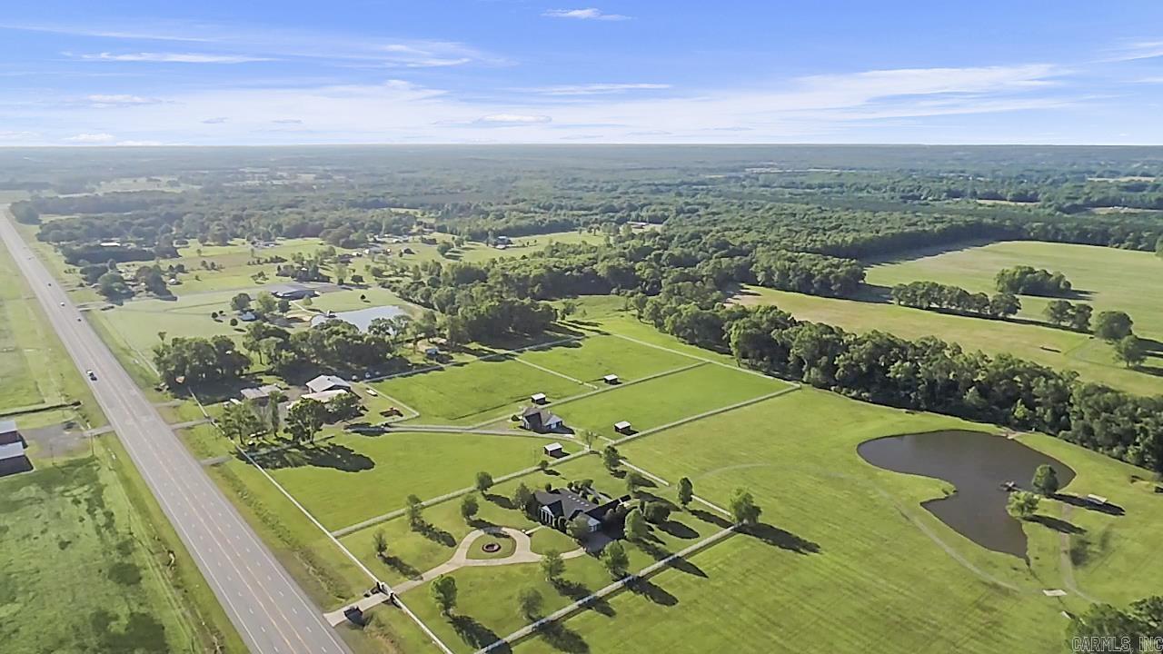 1795 W Hwy 64  El Paso, AR