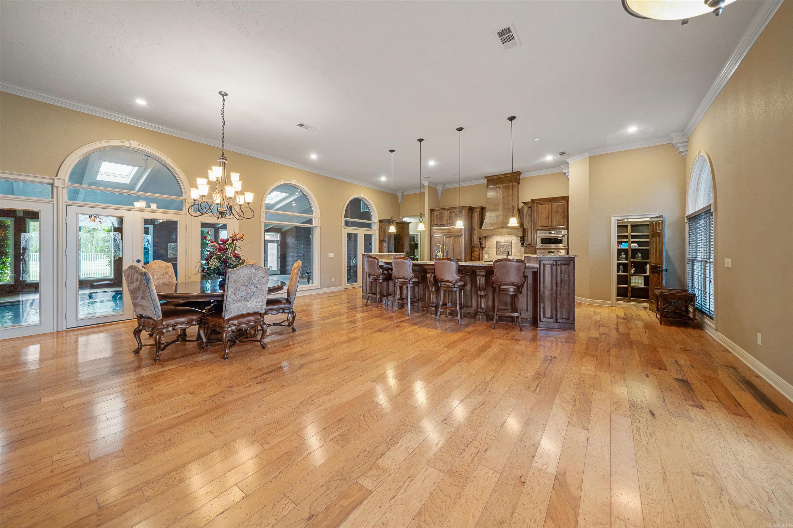 1795 W Hwy 64  El Paso, AR