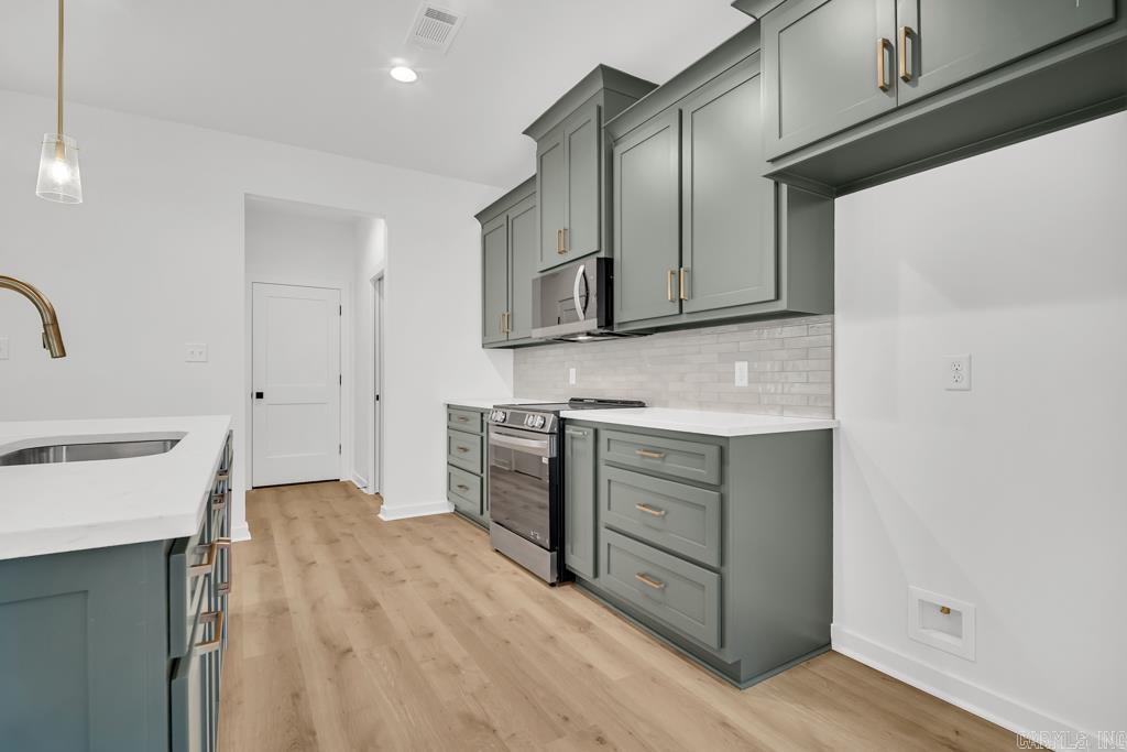 2 Ricky Lane Greenbrier, AR 72058