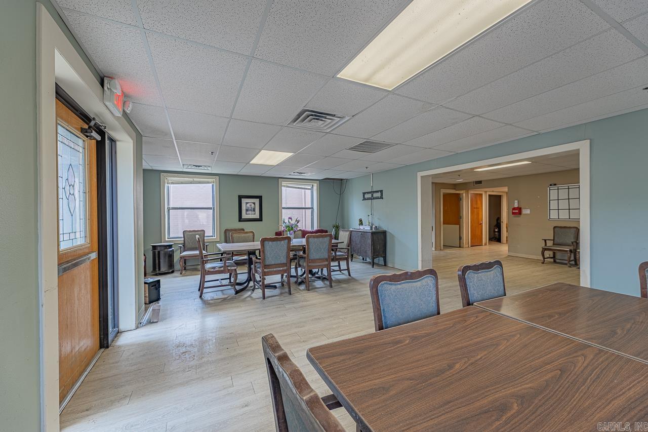 105 S College St  Searcy, AR