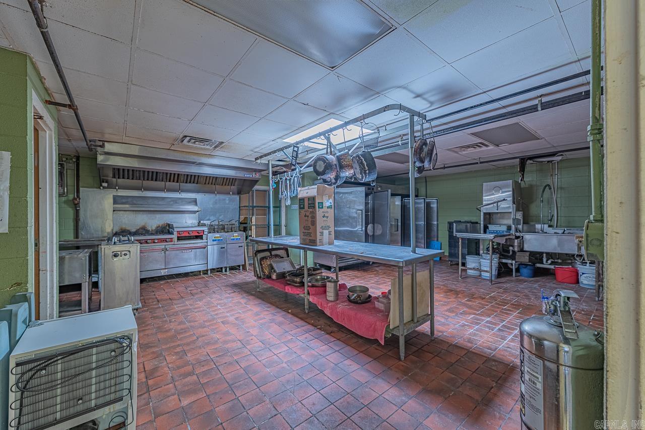 105 S College St  Searcy, AR