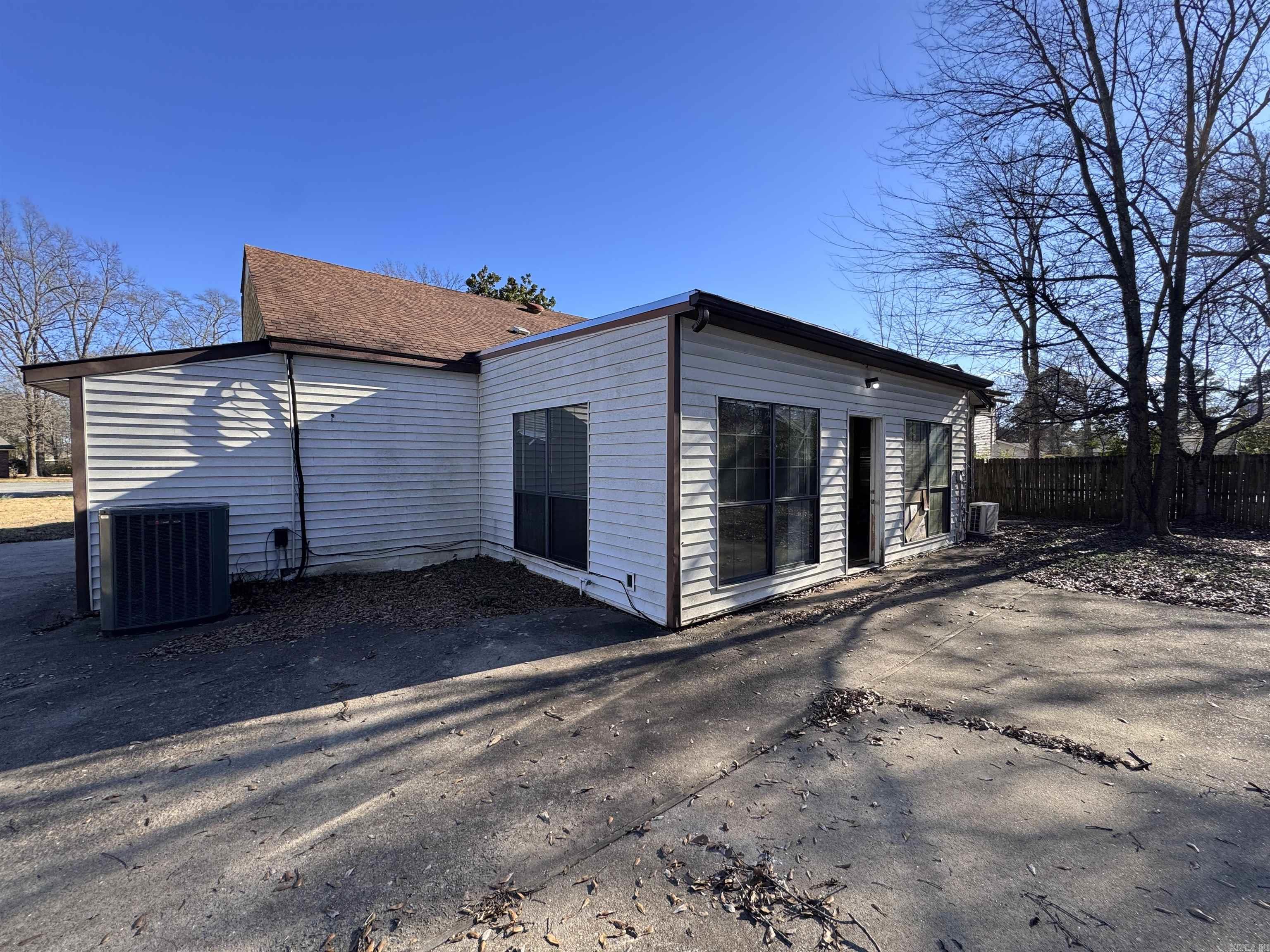 103 Cambridge Cove Jacksonville, AR 72076-3306