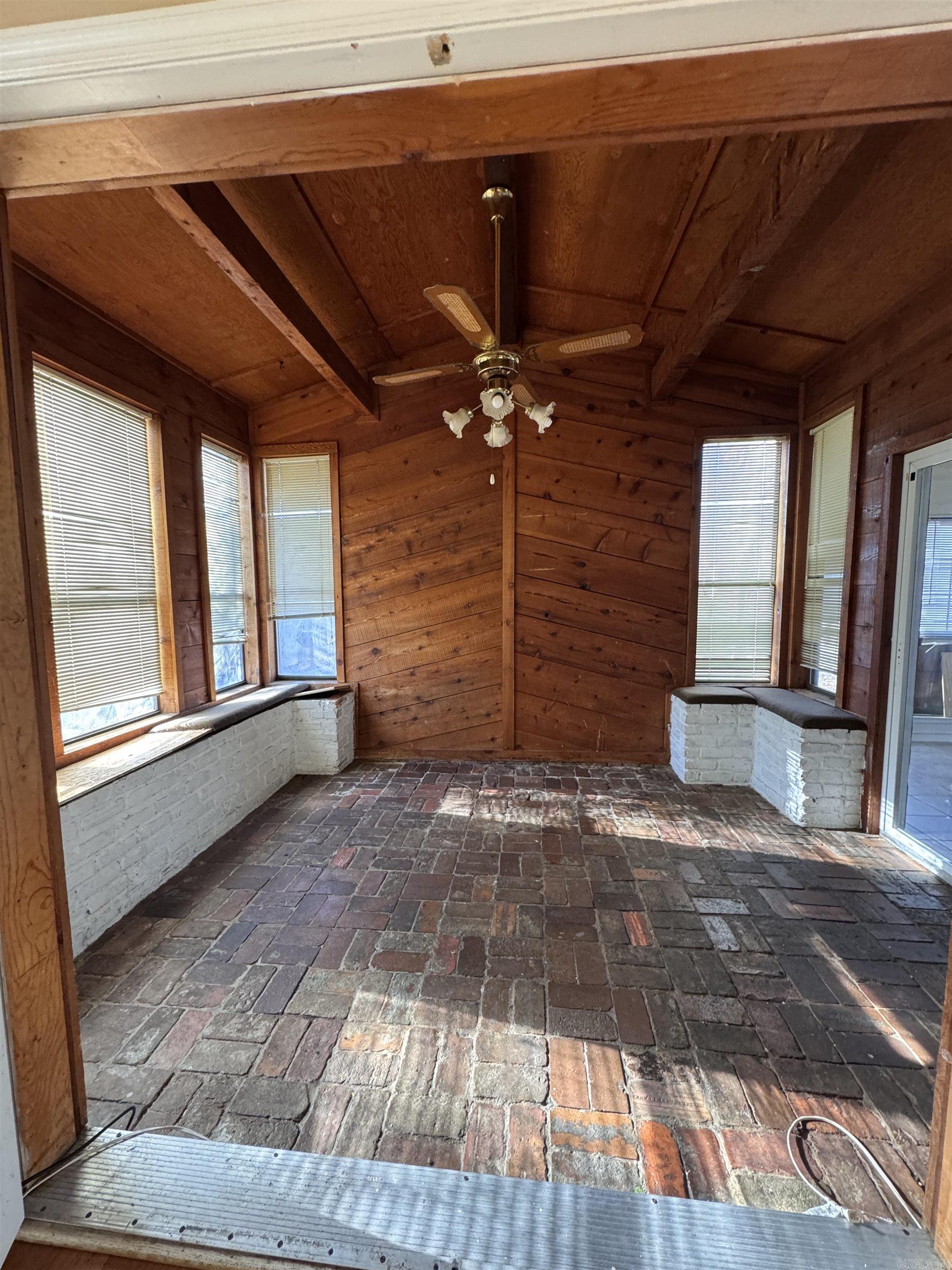 103 Cambridge Cove Jacksonville, AR 72076-3306