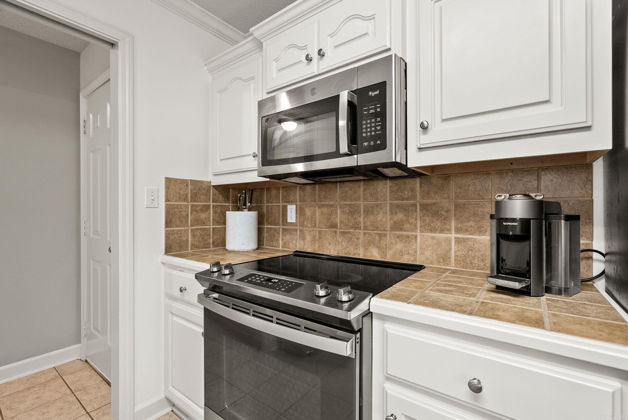 106 Beaver Creek  Maumelle, AR