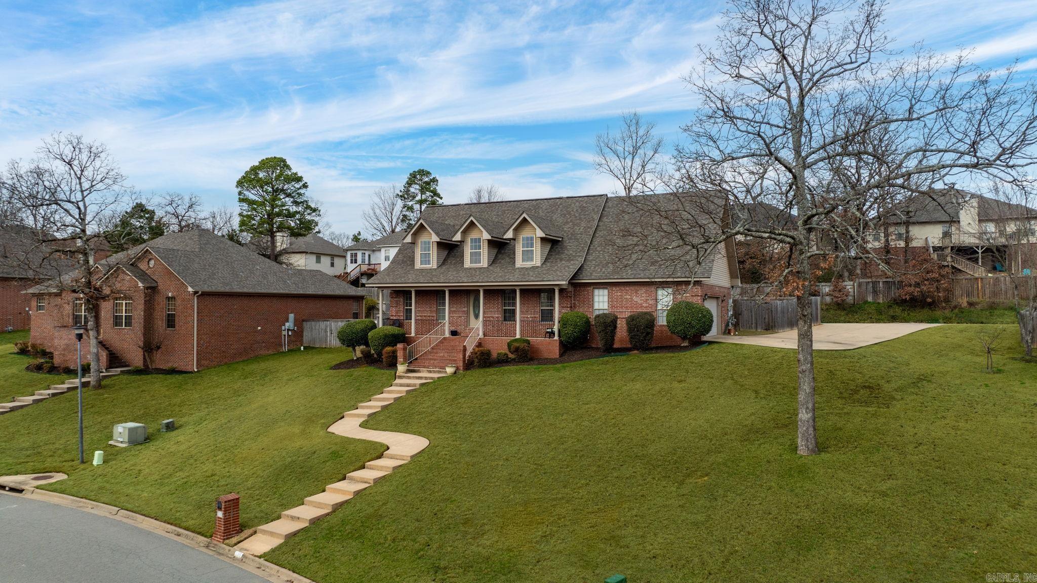 106 Beaver Creek  Maumelle, AR