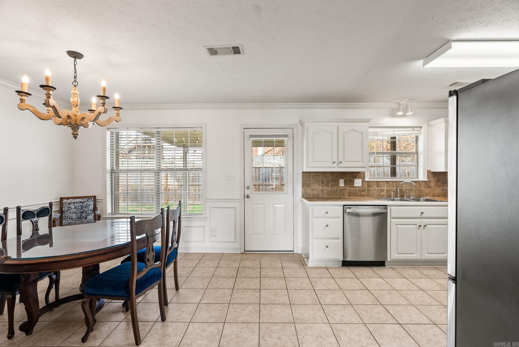 106 Beaver Creek  Maumelle, AR