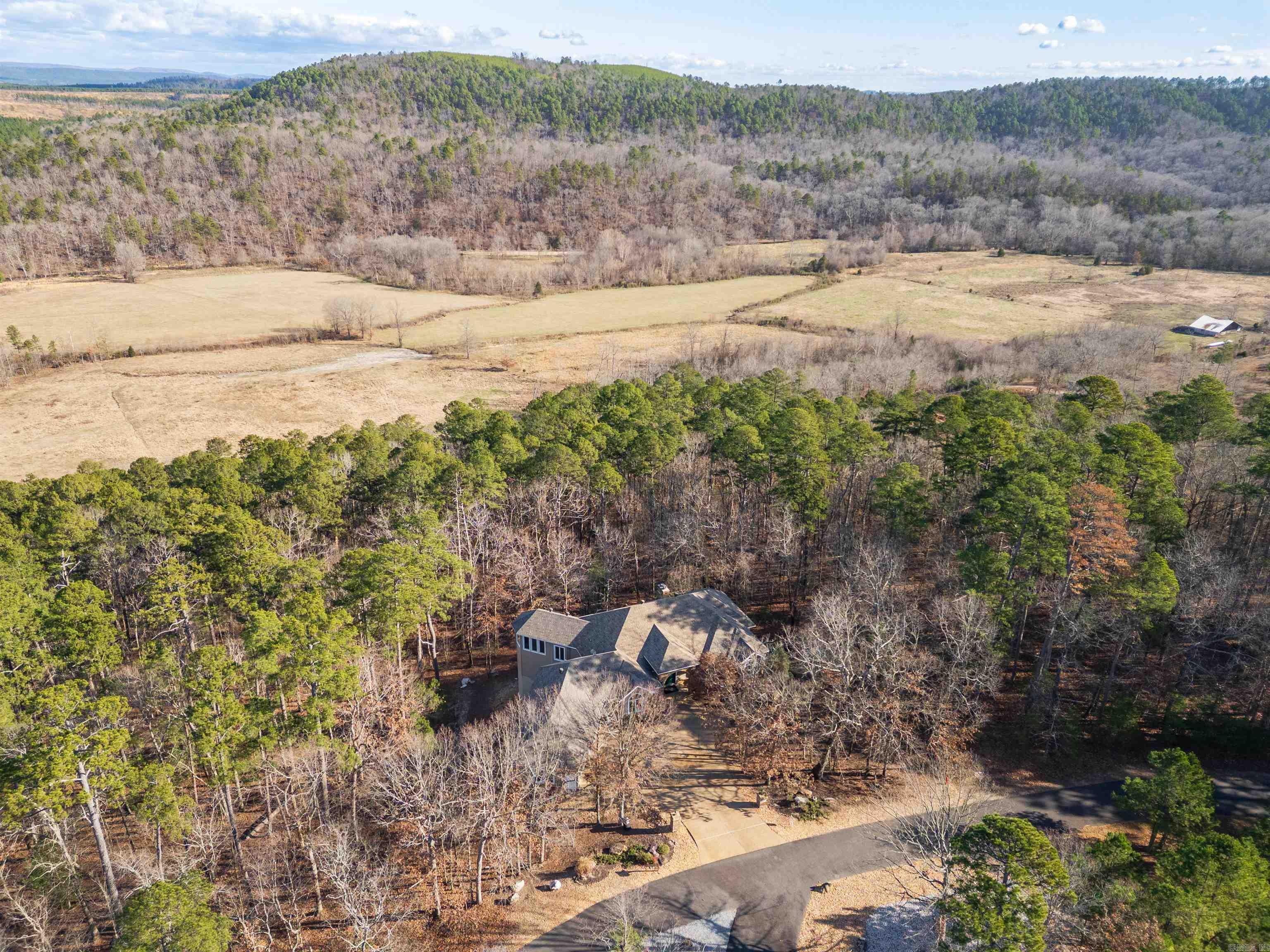 44 Olmedo Way Hot Springs Village, AR 71909