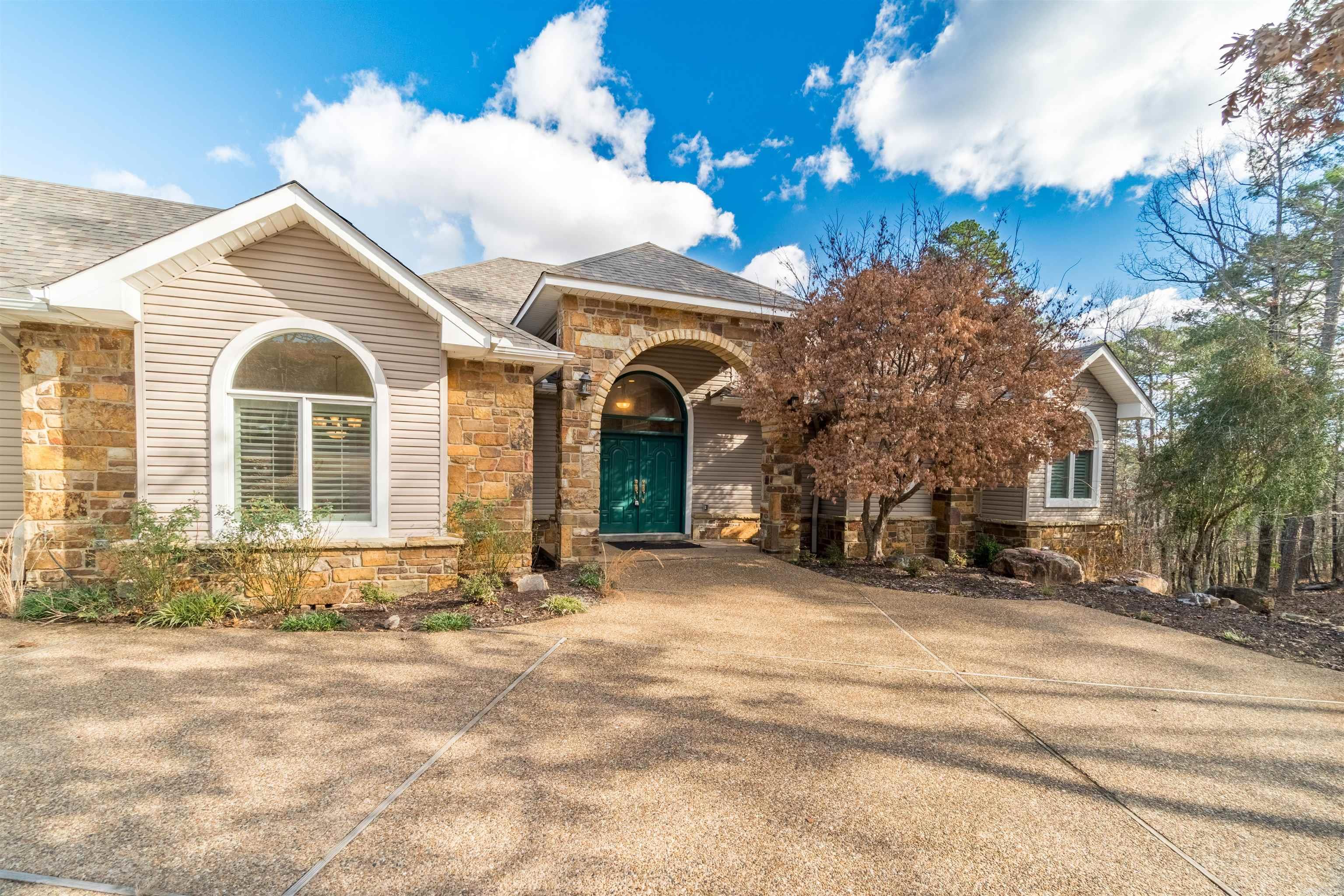 44 Olmedo Way Hot Springs Village, AR 71909