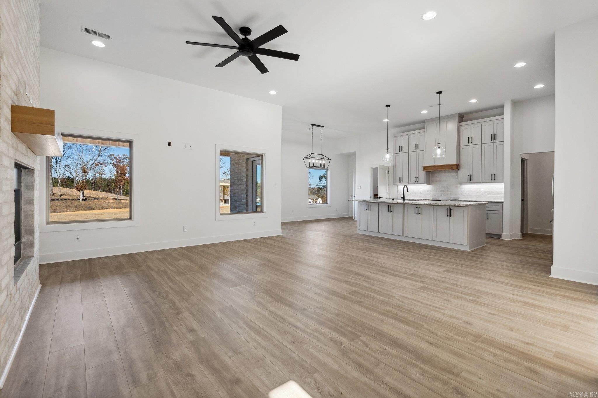 1165 Duke  Bauxite, AR