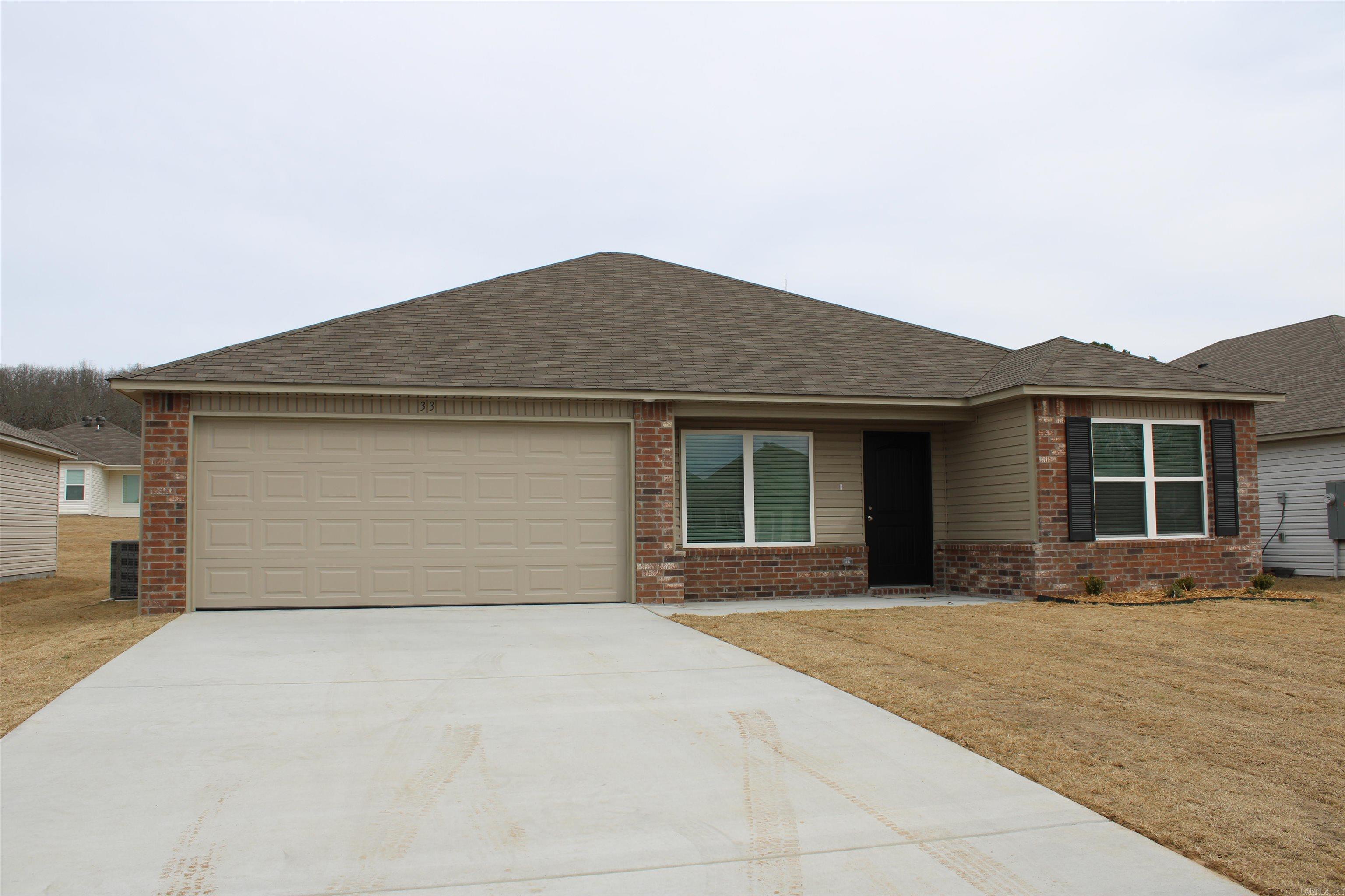 33 Curly Leaf Lane  Conway, AR