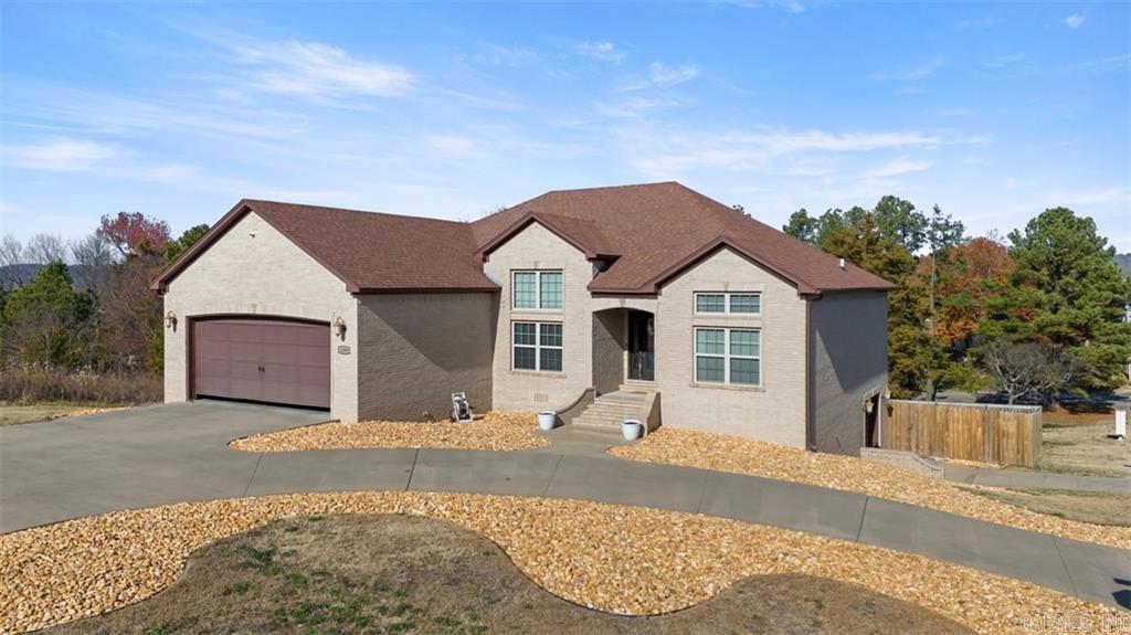 1209 E Elm Street  Russellville, AR