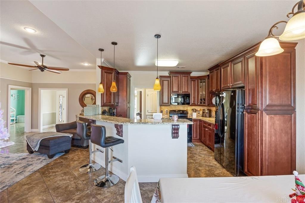 1209 E Elm Street  Russellville, AR