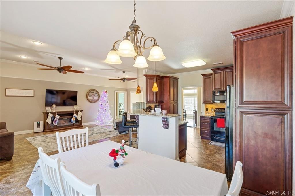 1209 E Elm Street  Russellville, AR