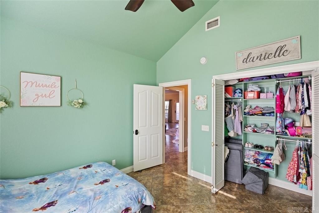 1209 E Elm Street  Russellville, AR