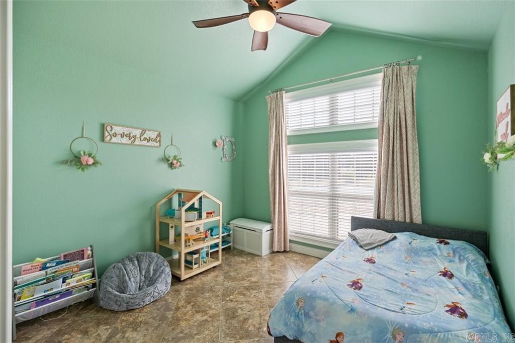 1209 E Elm Street  Russellville, AR