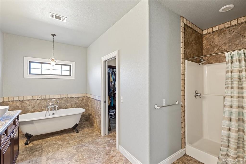 1209 E Elm Street  Russellville, AR