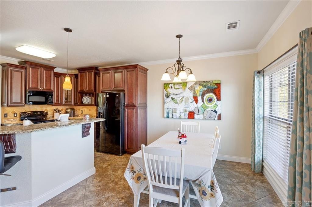 1209 E Elm Street  Russellville, AR