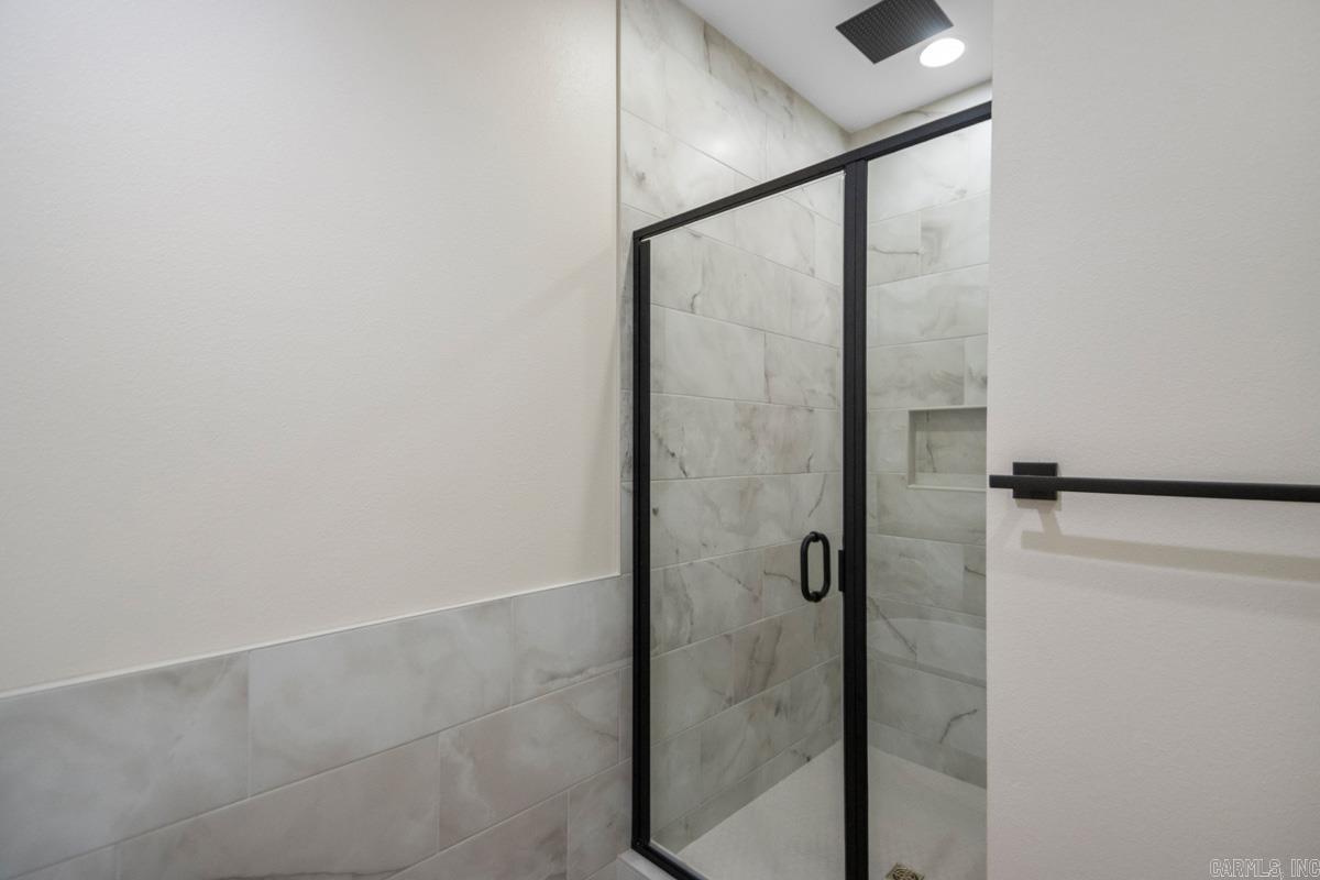 6143 Majestic Waters  Benton, AR