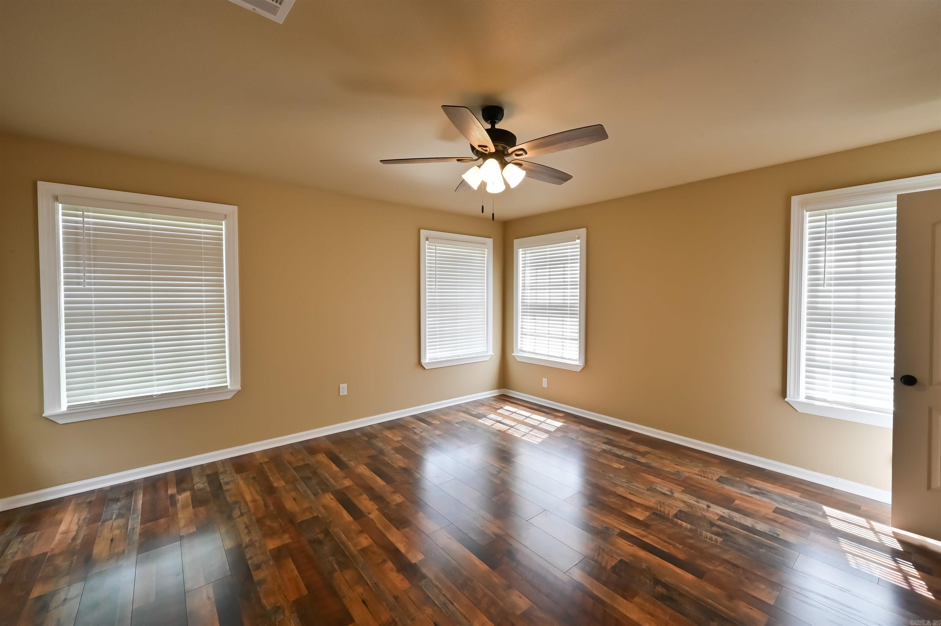 1300 W 28th  Pine Bluff, AR