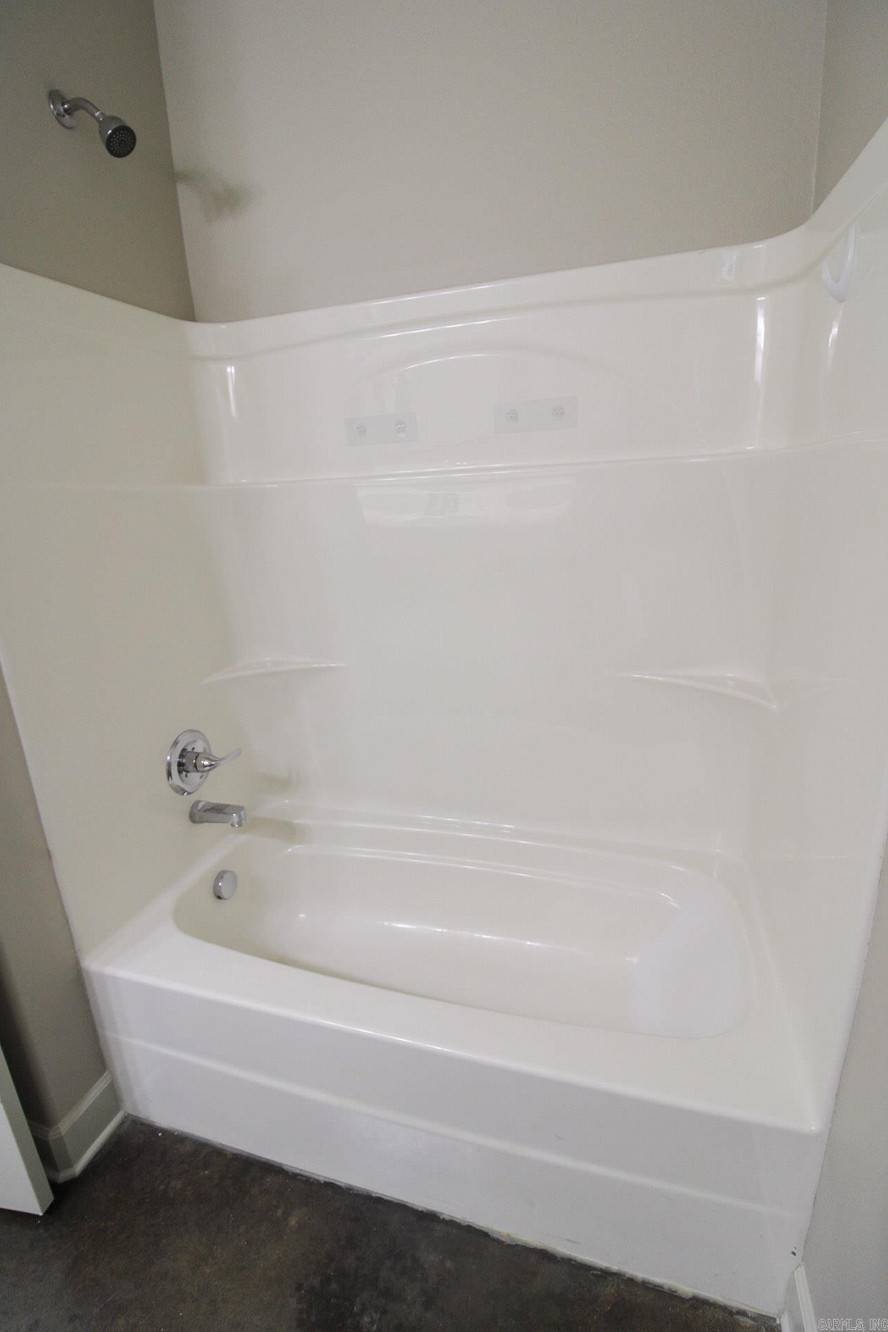 5 Wallace Way Vilonia, AR 72173