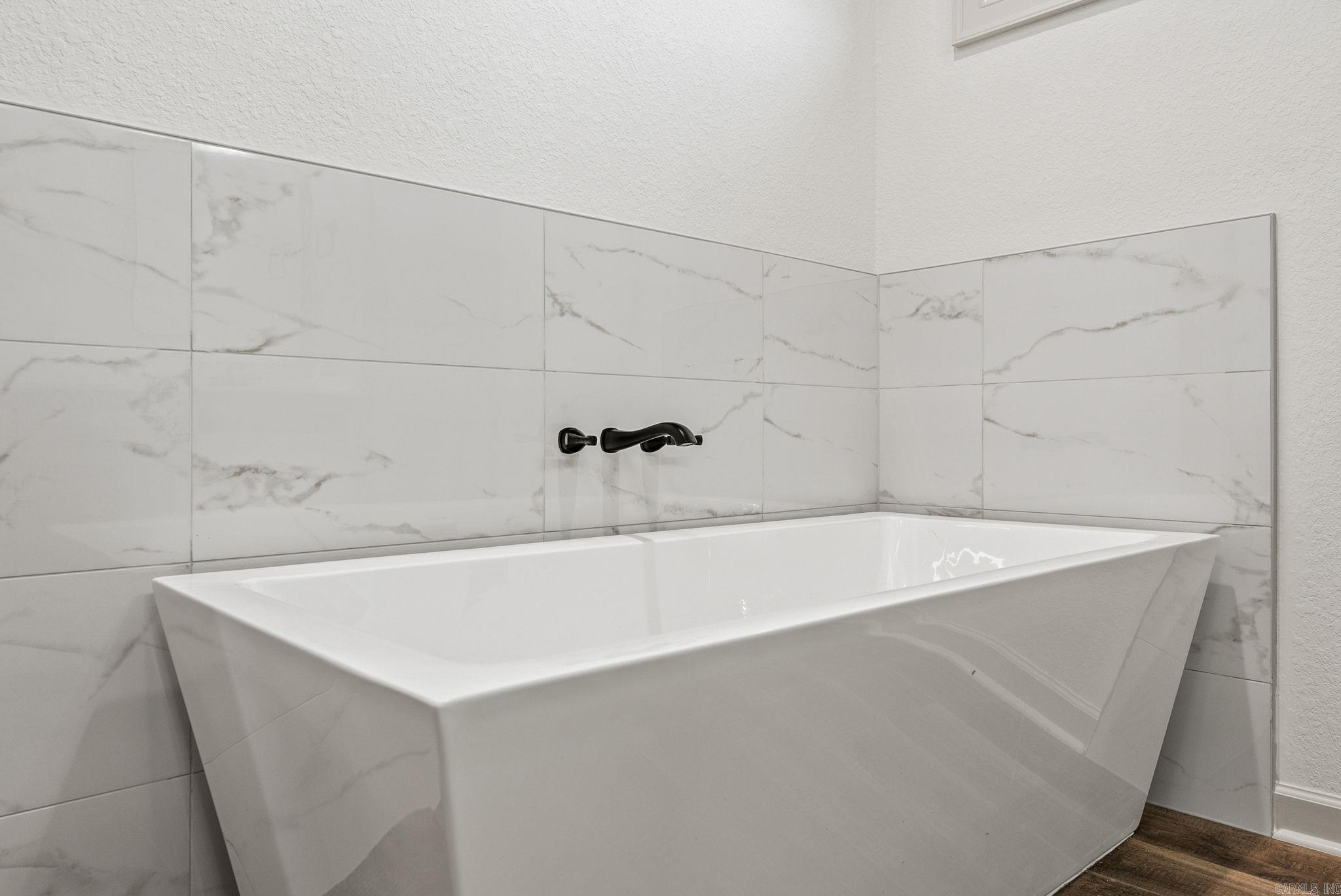 7 Neva Ridge  Greenbrier, AR