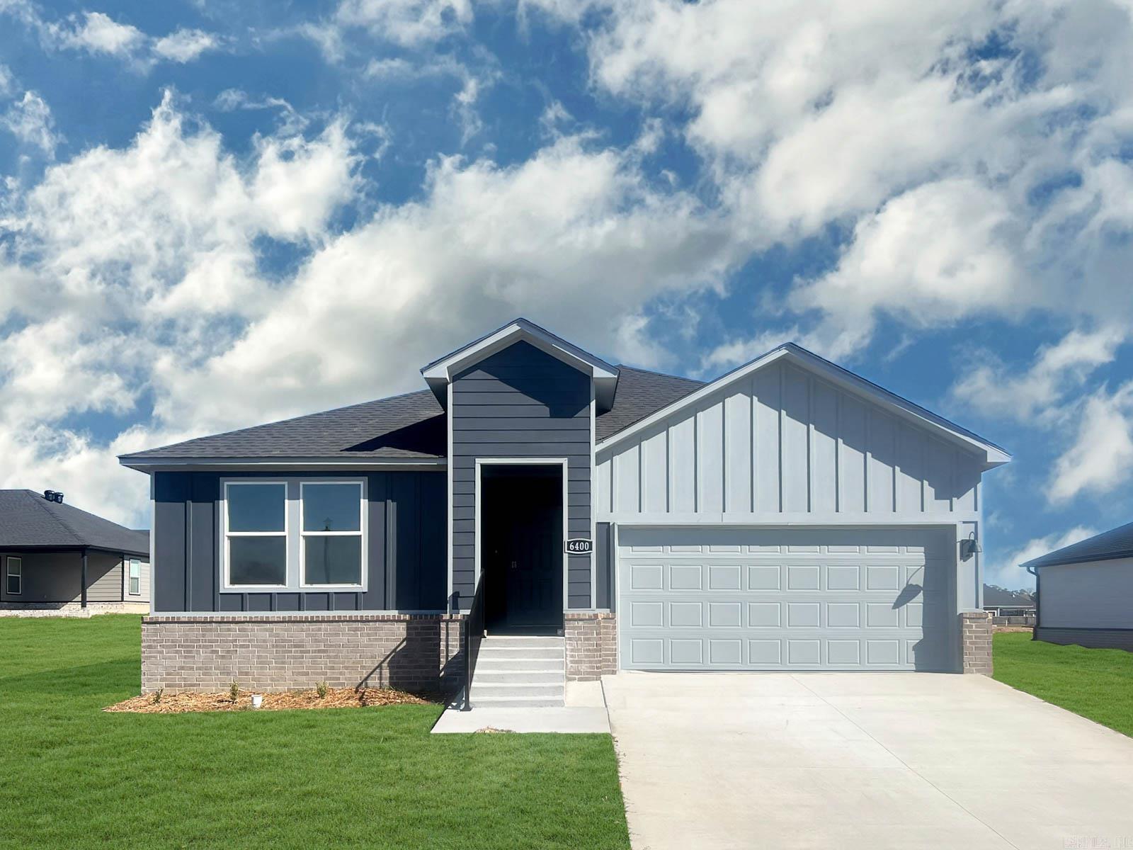 6321 Warwick  Bryant, AR