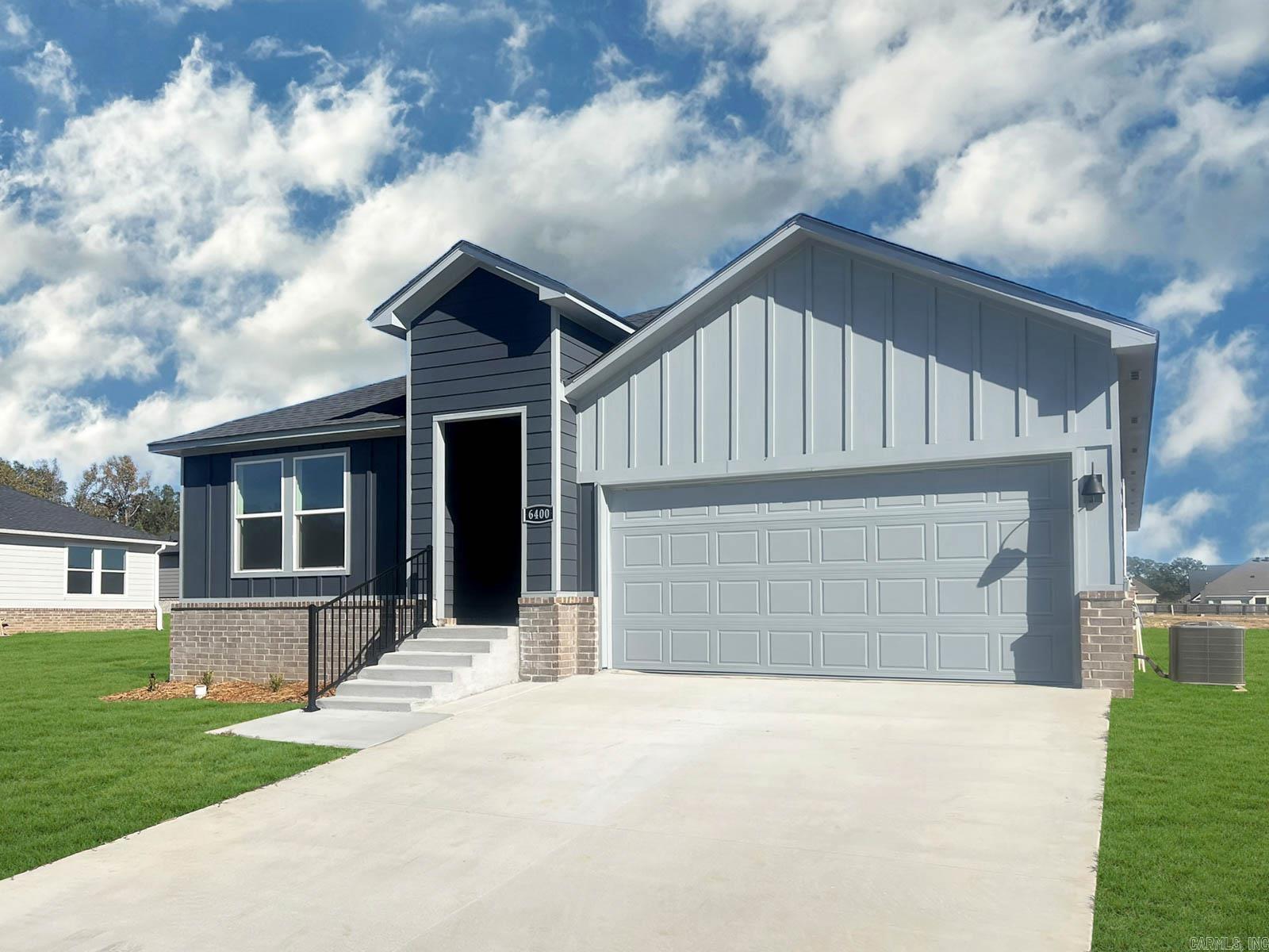 6321 Warwick  Bryant, AR